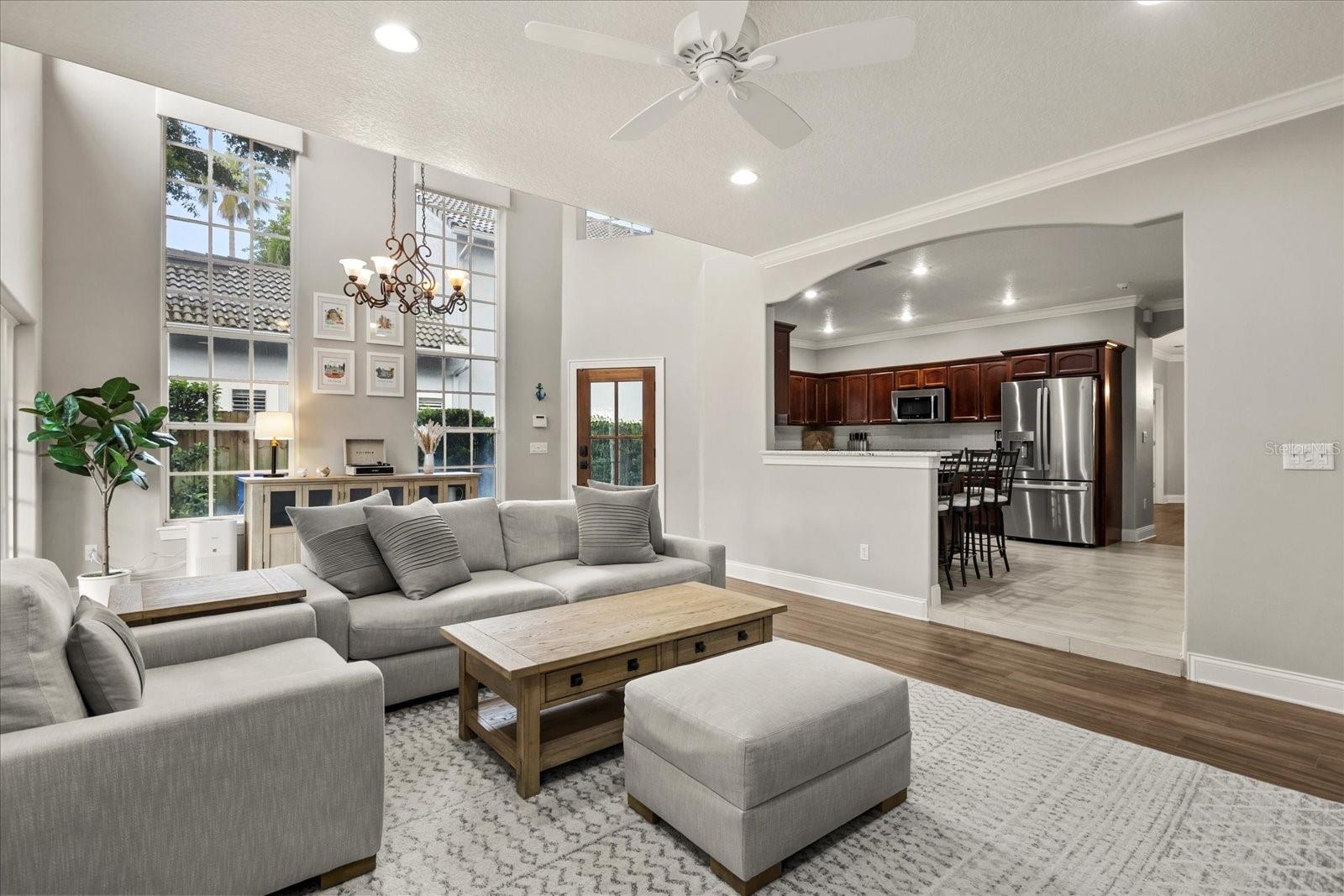 Image 7 of 44 For 512 Clarendon Avenue