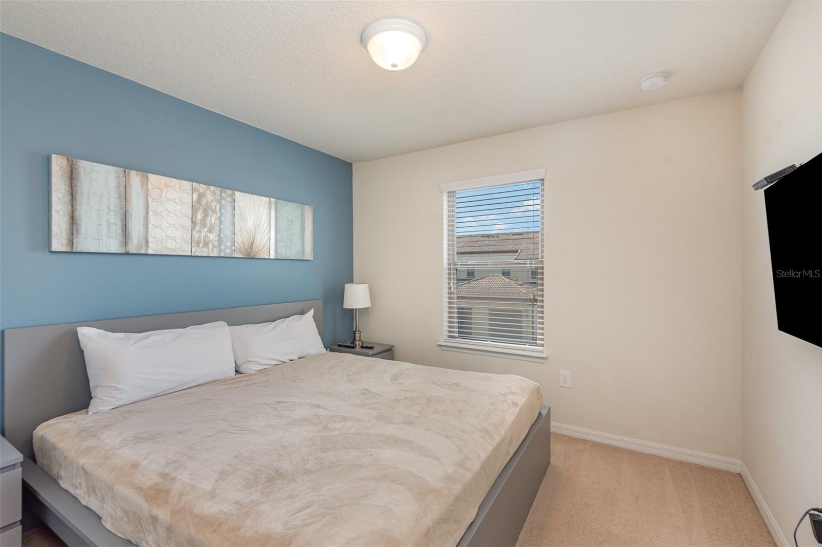 Image 16 of 37 For 9025 Rhodes Street