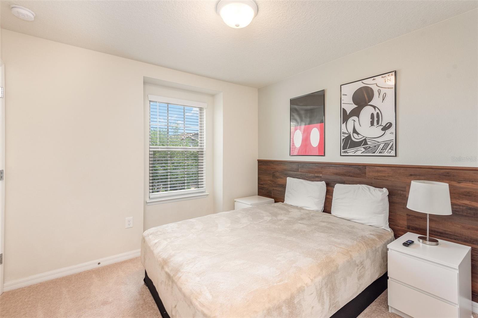 Image 19 of 37 For 9025 Rhodes Street