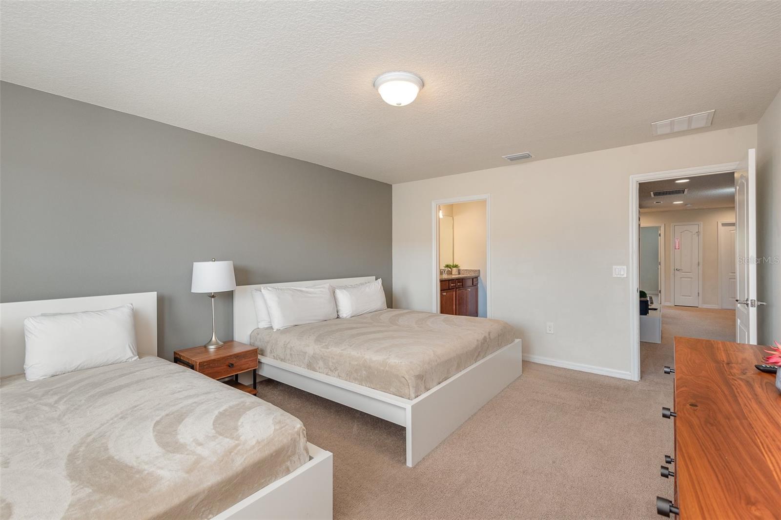 Image 22 of 37 For 9025 Rhodes Street