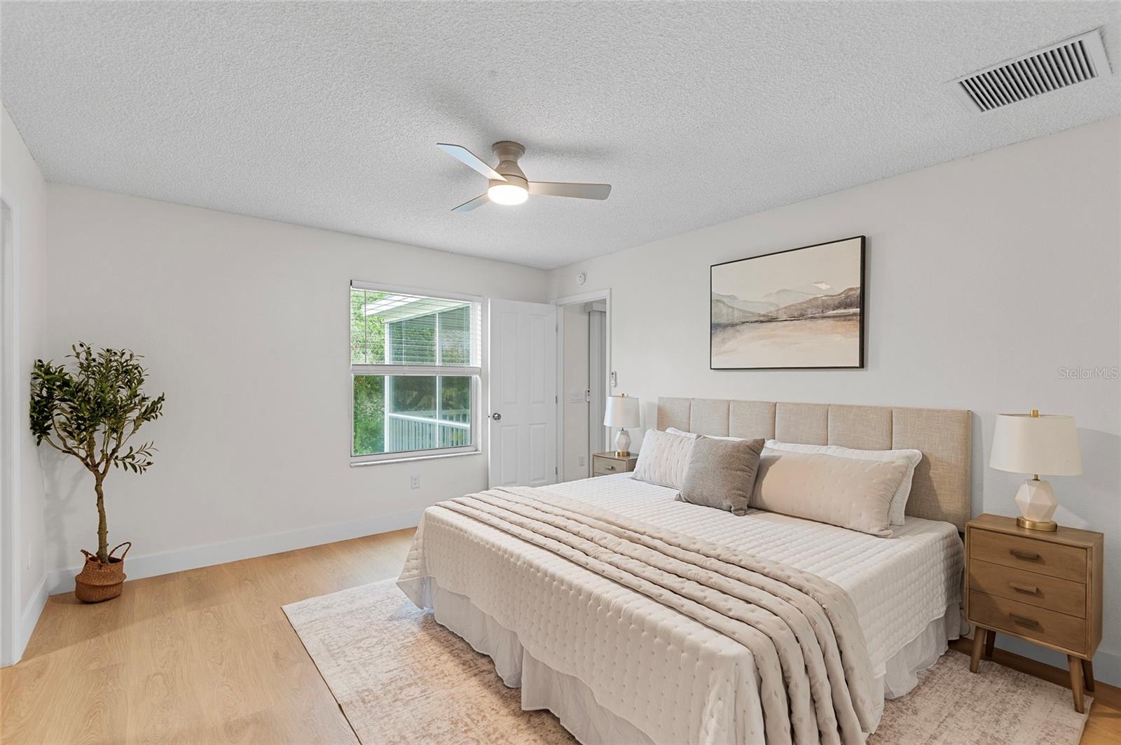 Image 17 of 28 For 17065 79th Mclawren Terrace