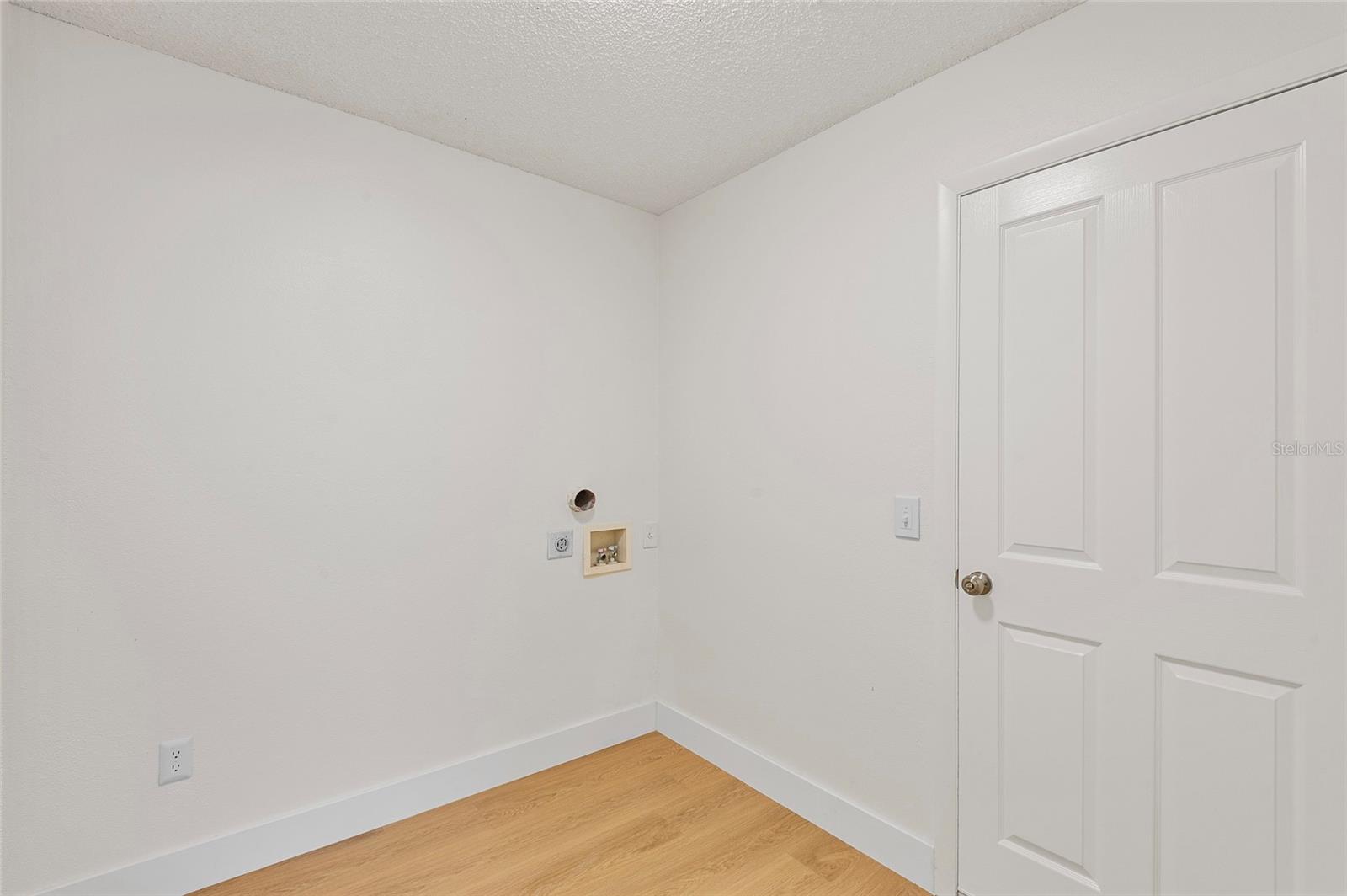 Image 24 of 28 For 17065 79th Mclawren Terrace