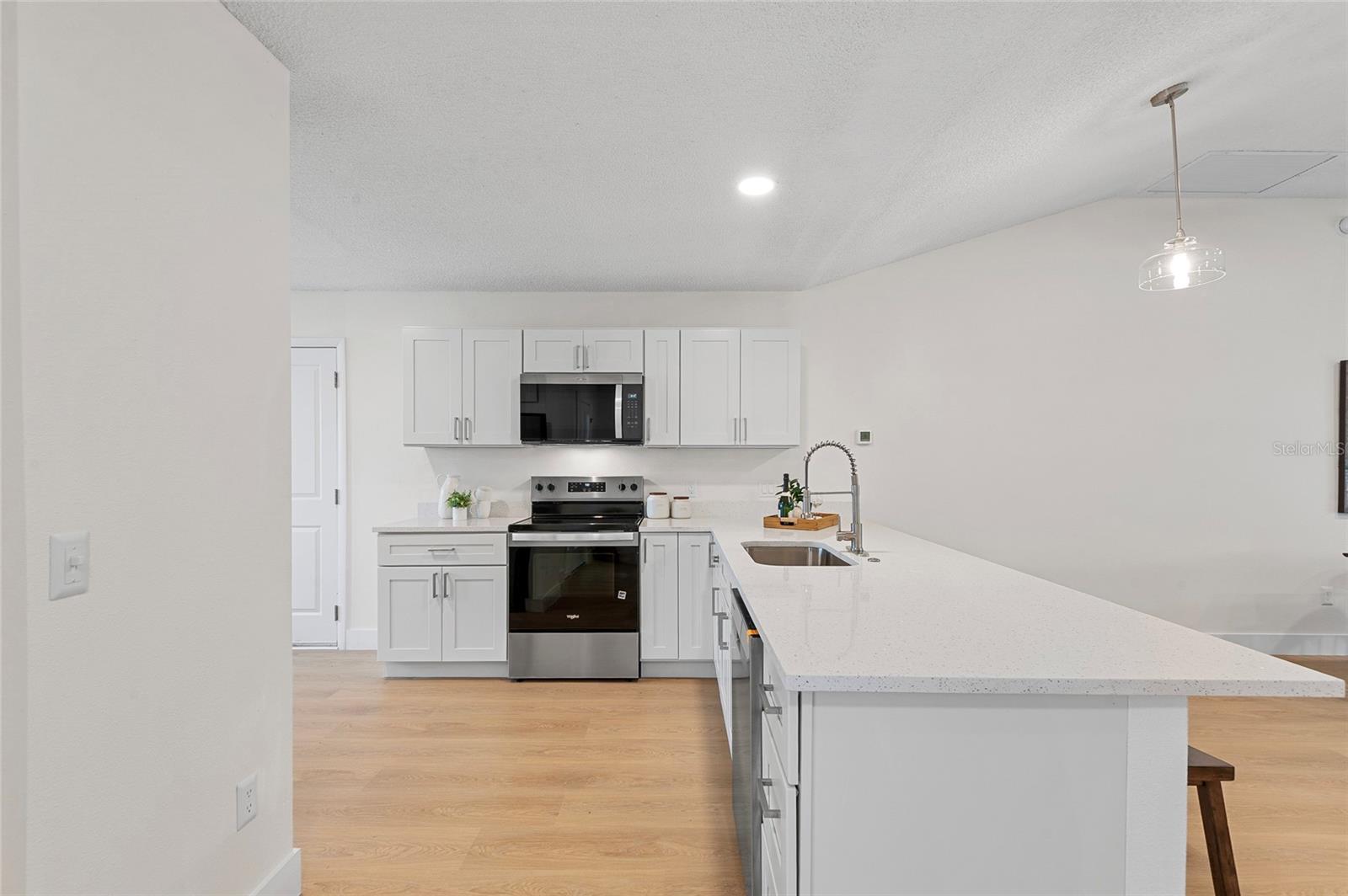 Image 5 of 28 For 17065 79th Mclawren Terrace