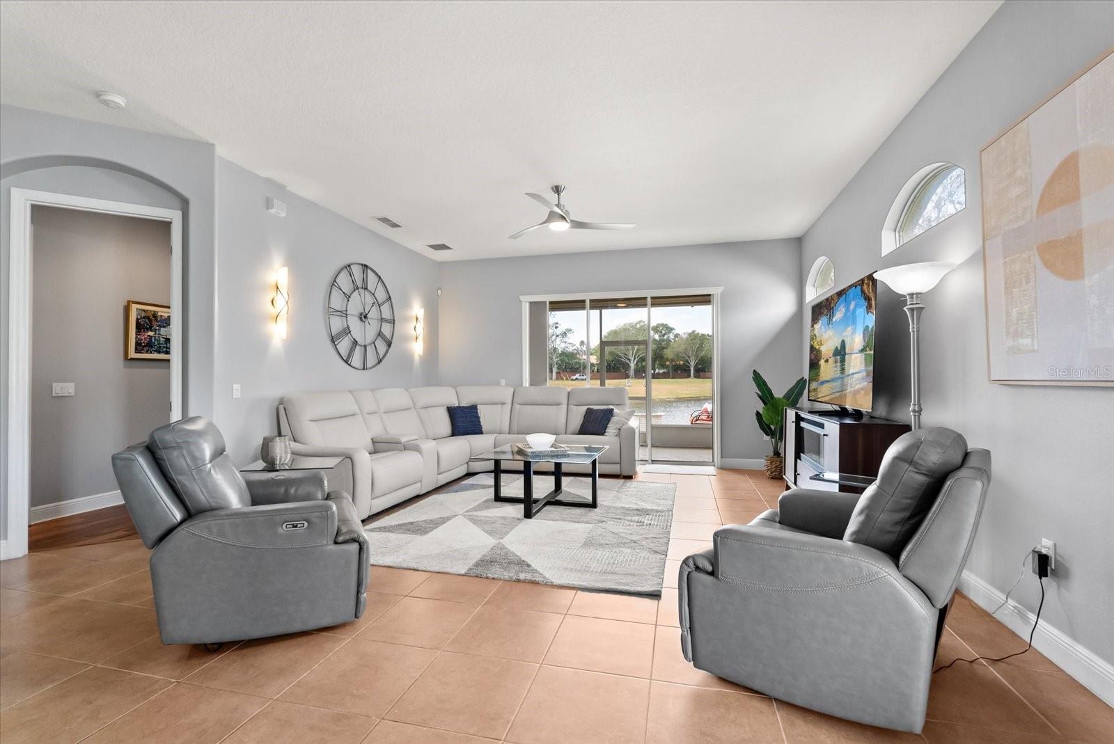 Image 5 of 35 For 112 Lower Lake Court