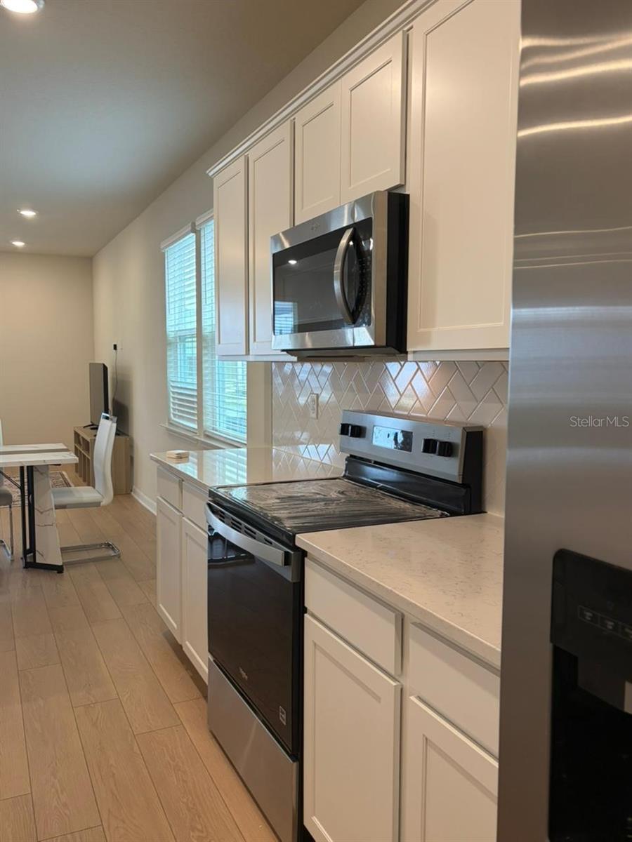 Image 15 of 15 For 6391 Breeze Filled Lane