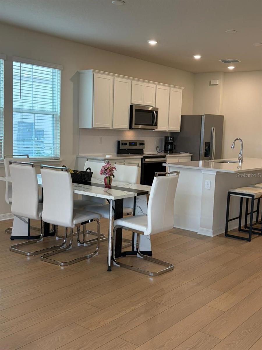 Image 5 of 15 For 6391 Breeze Filled Lane