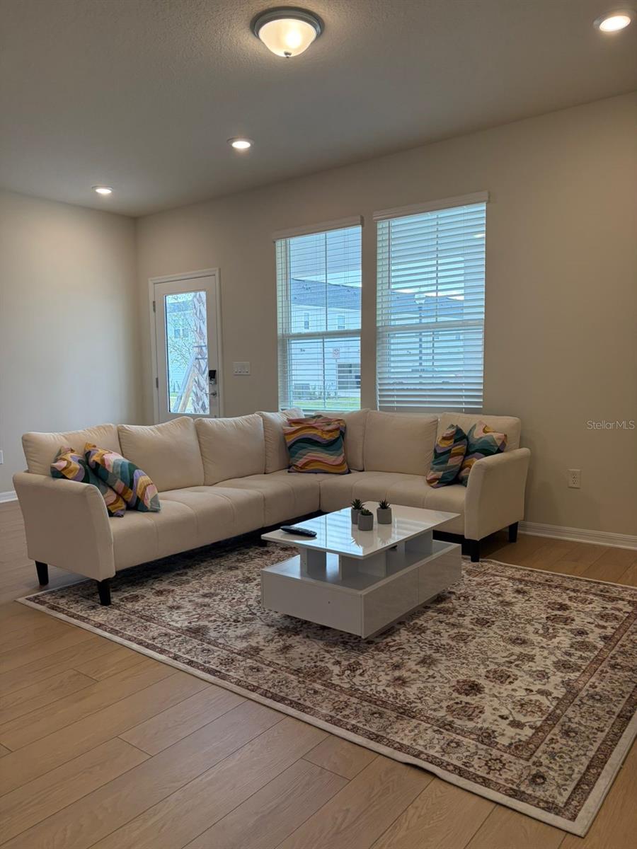 Image 9 of 15 For 6391 Breeze Filled Lane