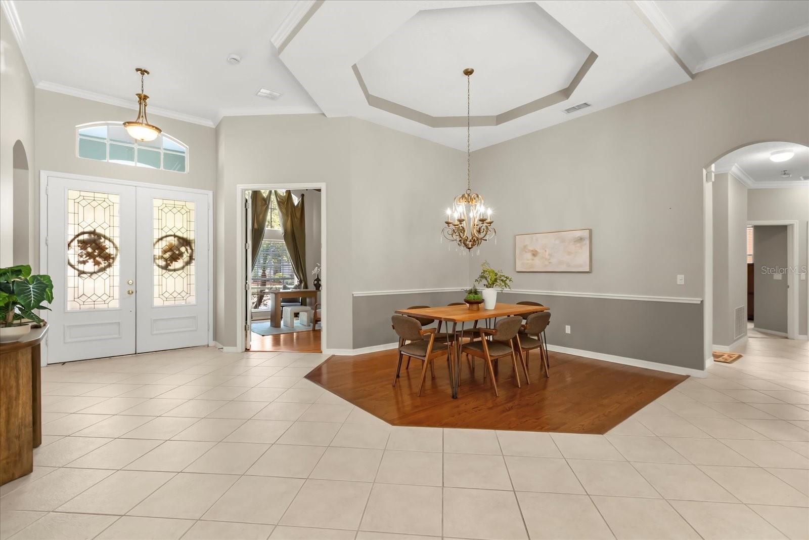 Image 10 of 48 For 5586 Whispering Woods Point