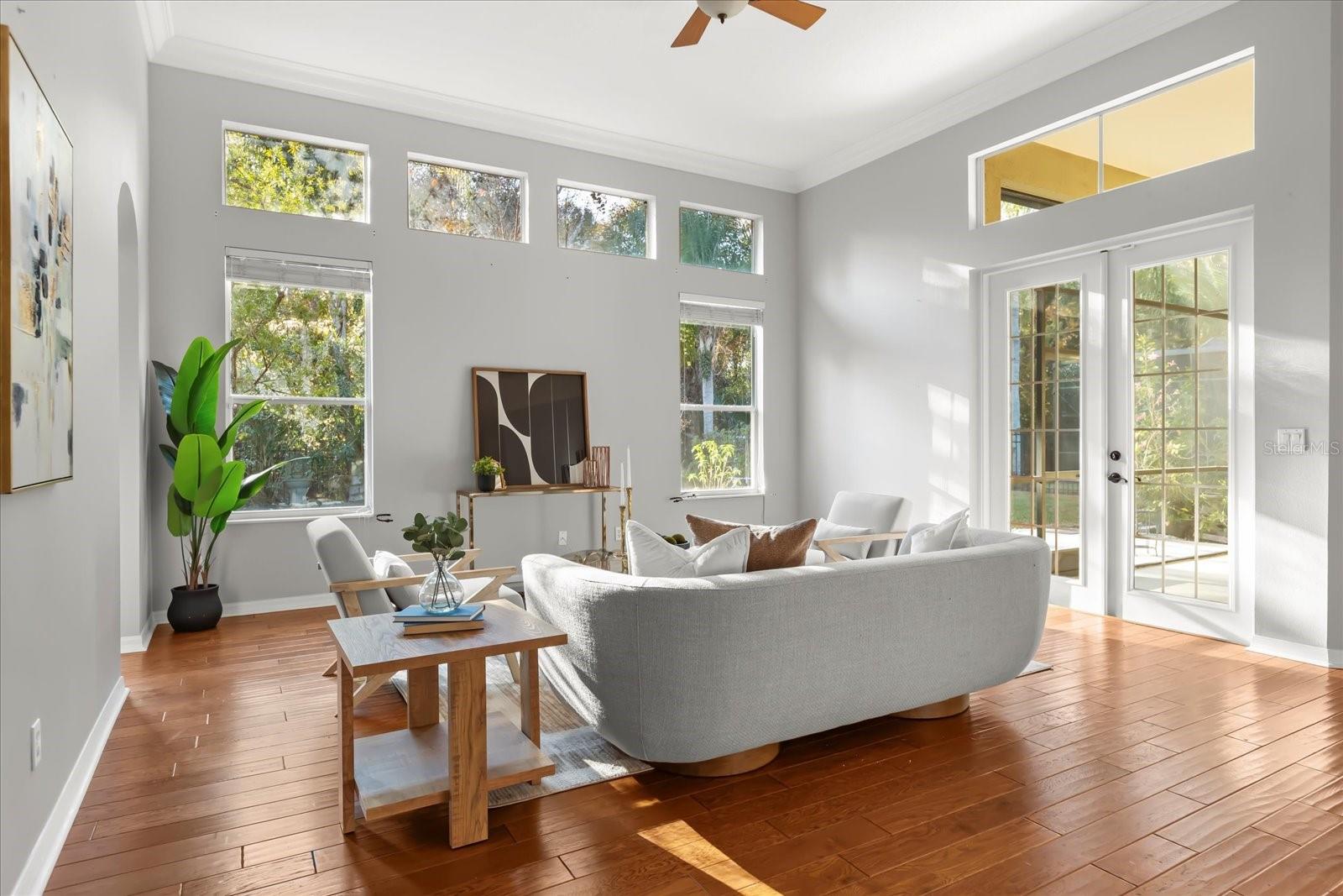 Image 22 of 48 For 5586 Whispering Woods Point