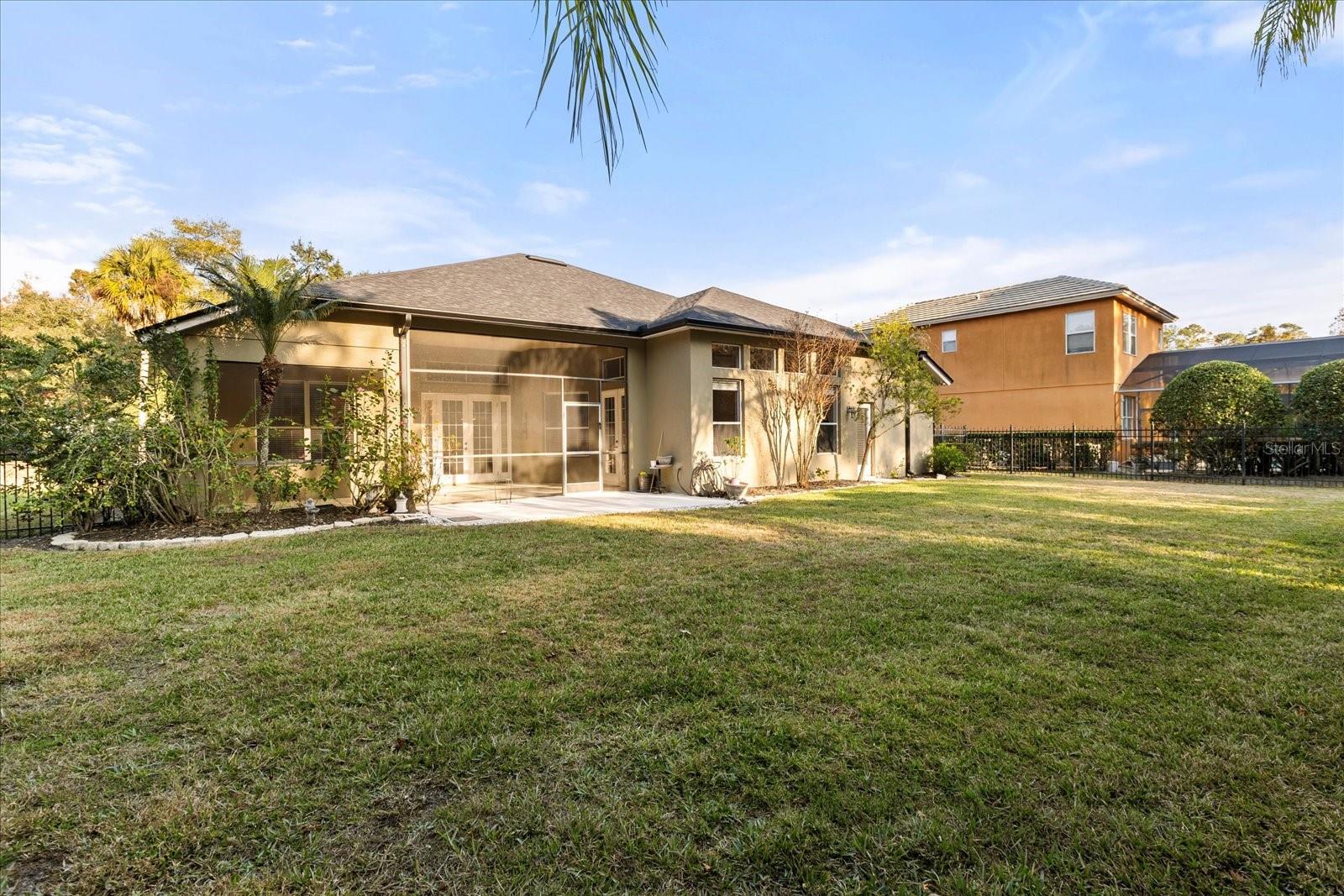 Image 5 of 48 For 5586 Whispering Woods Point