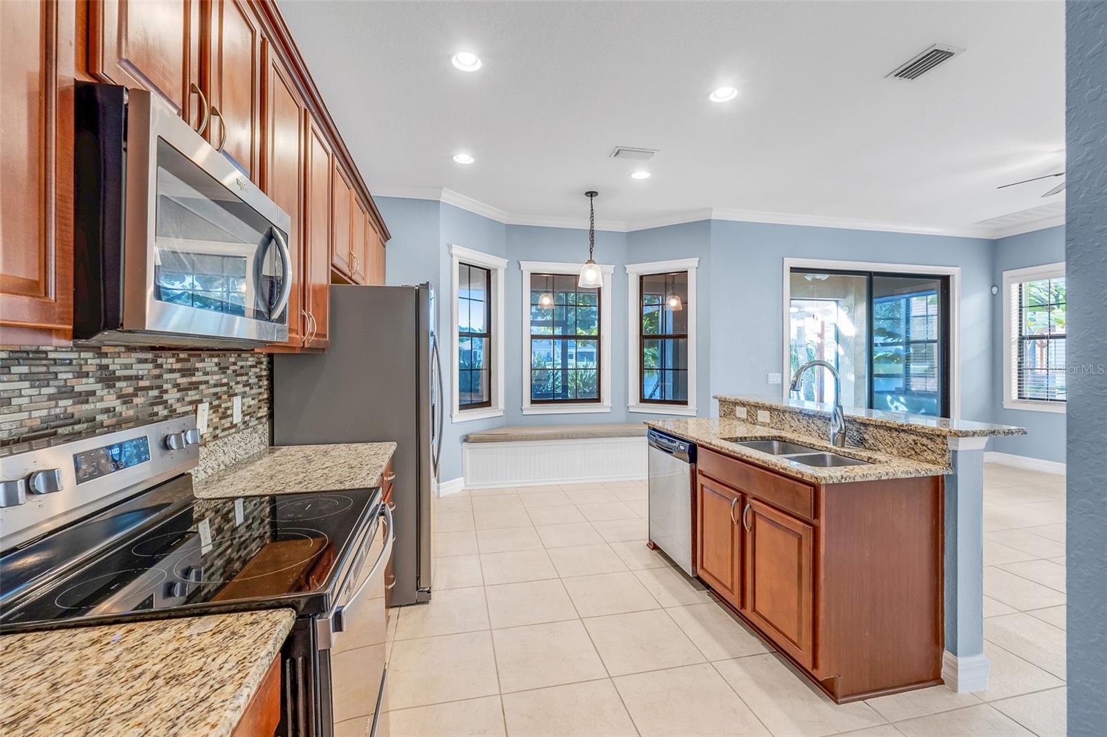 Listing photo id 22 for 10761 Willow Ridge Loop