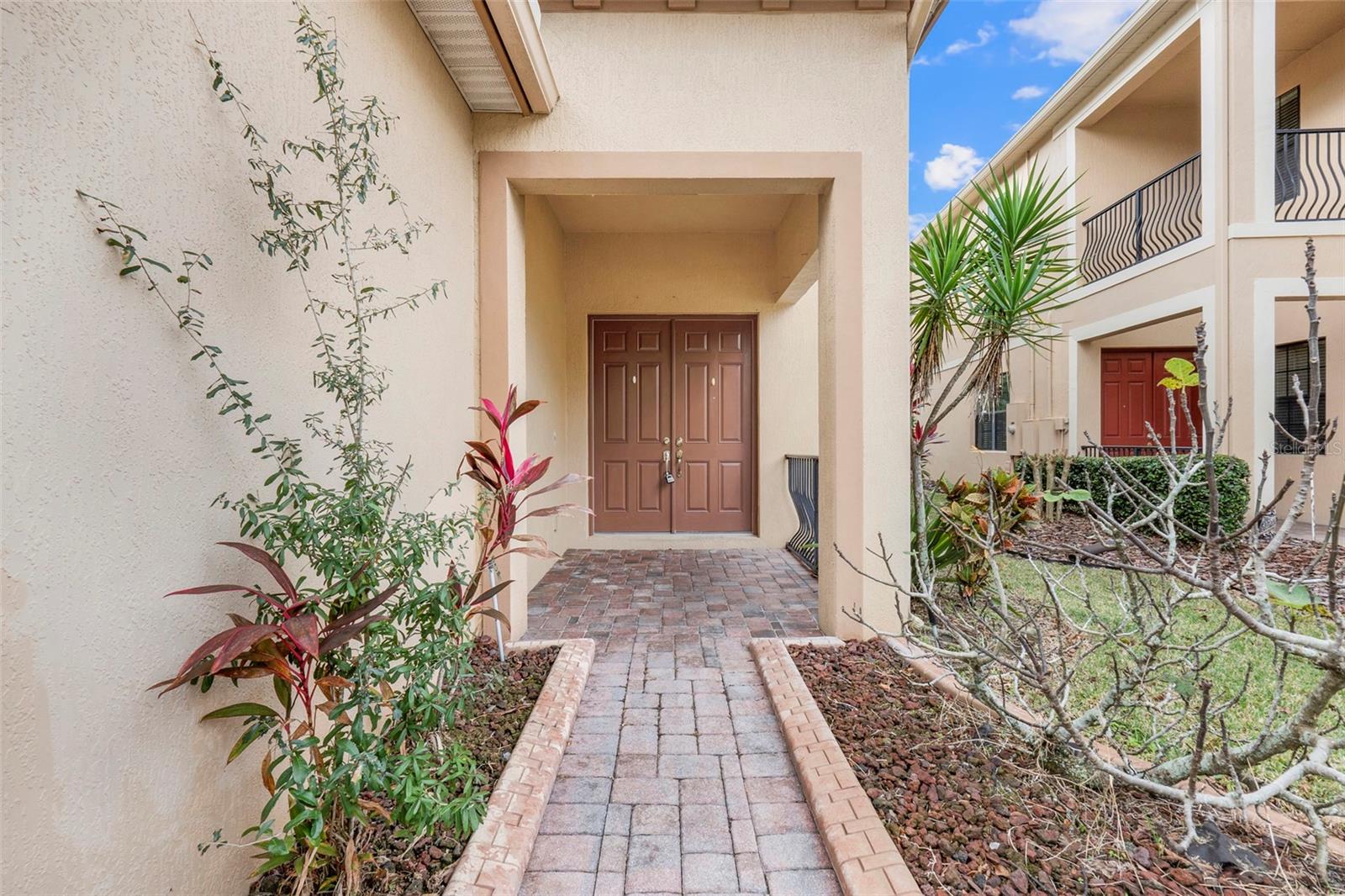 Listing photo id 2 for 10761 Willow Ridge Loop