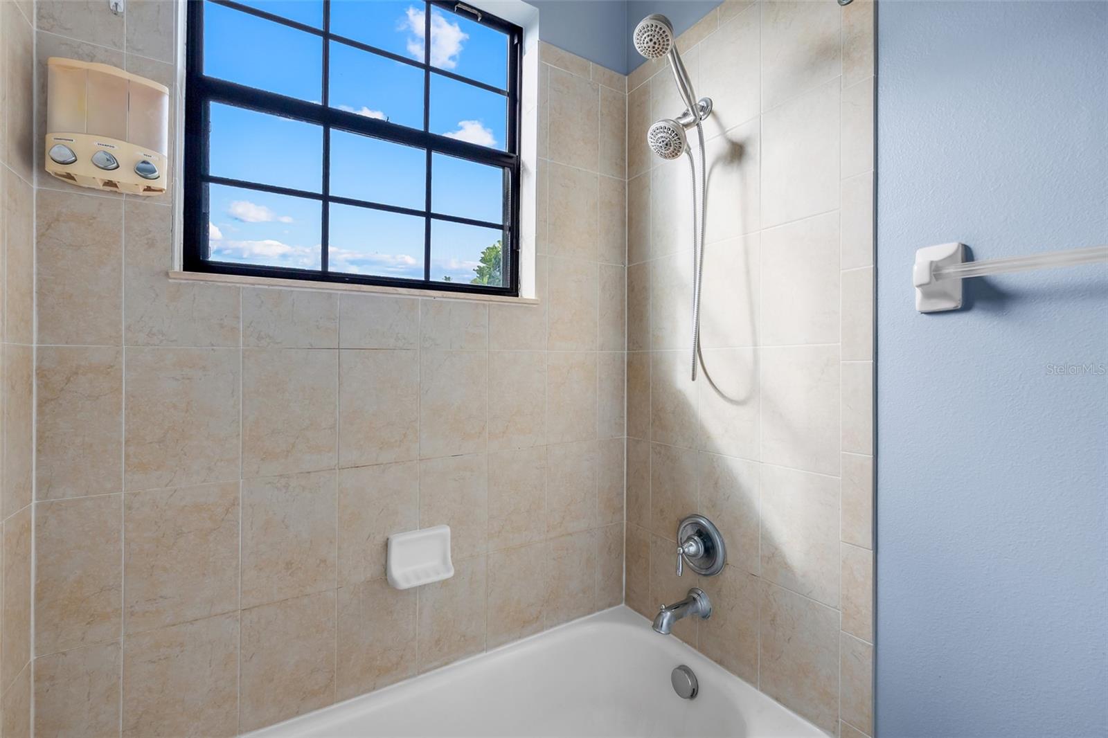 Listing photo id 44 for 10761 Willow Ridge Loop