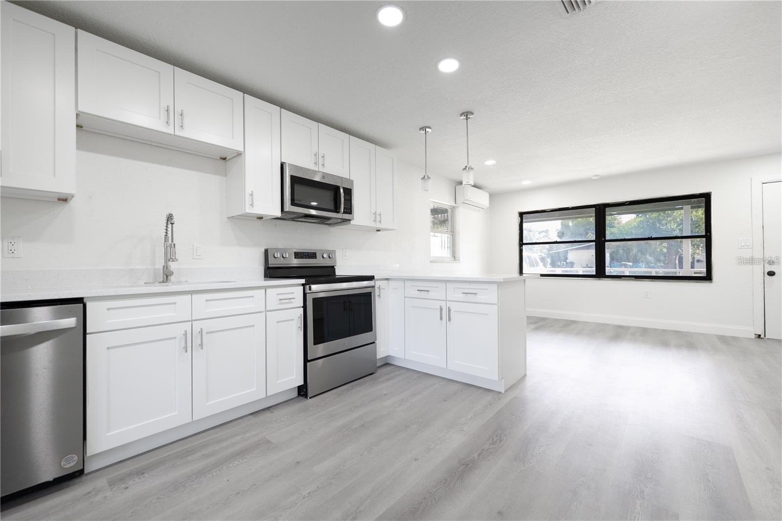 Image 10 of 26 For 4605 Elmira Place