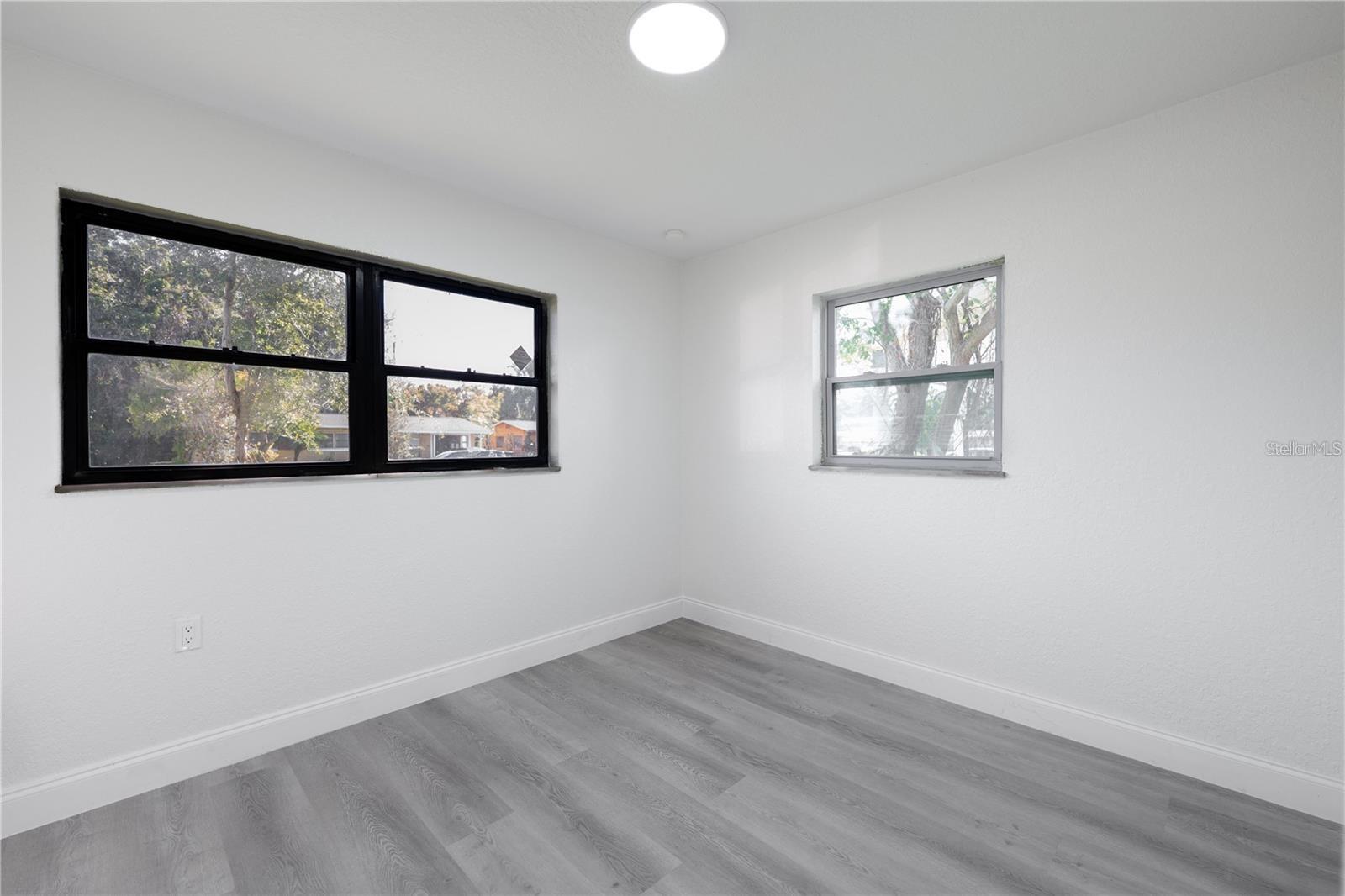 Image 16 of 26 For 4605 Elmira Place