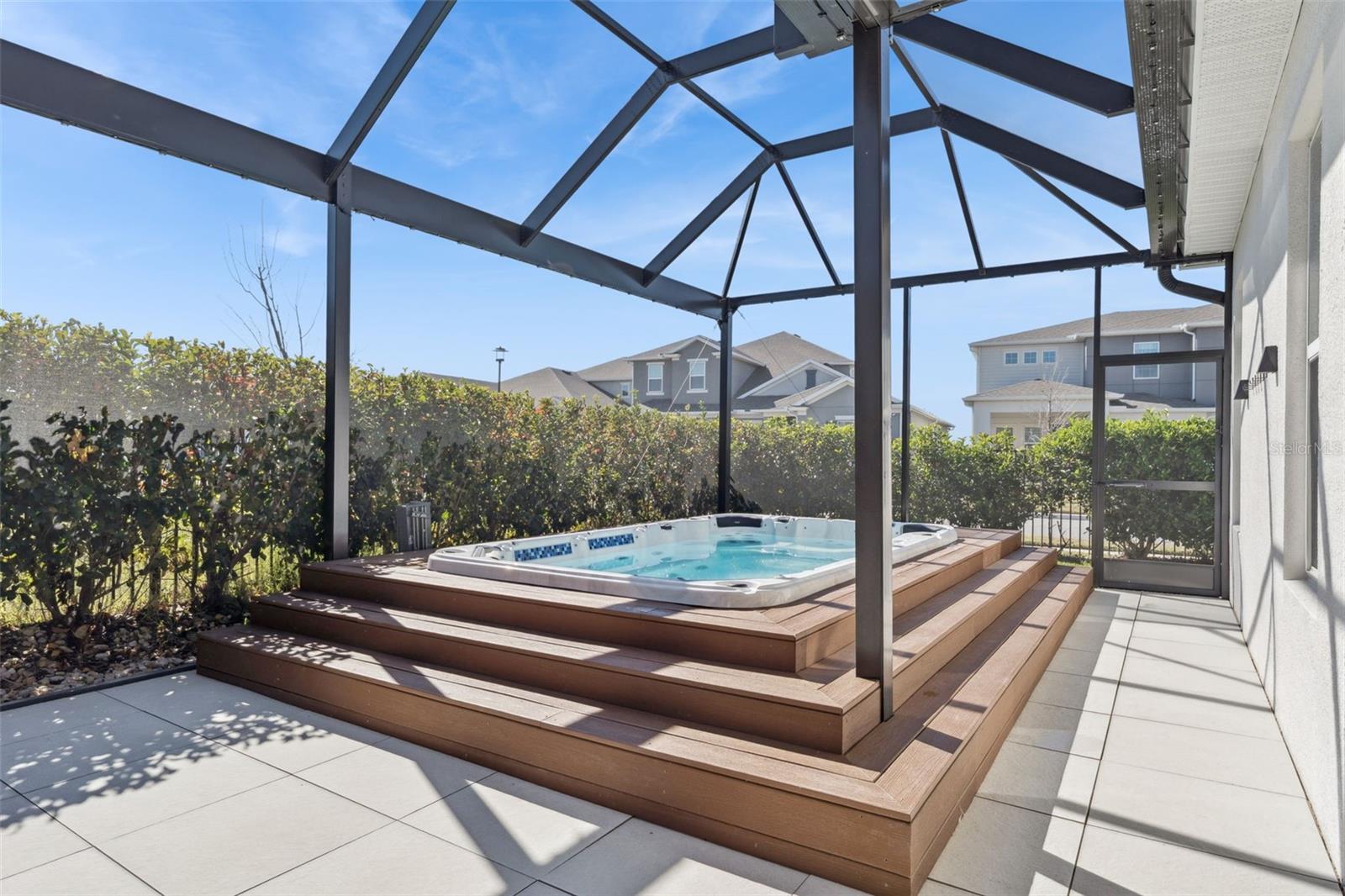 Image 34 of 37 For 19058 Planetree Street