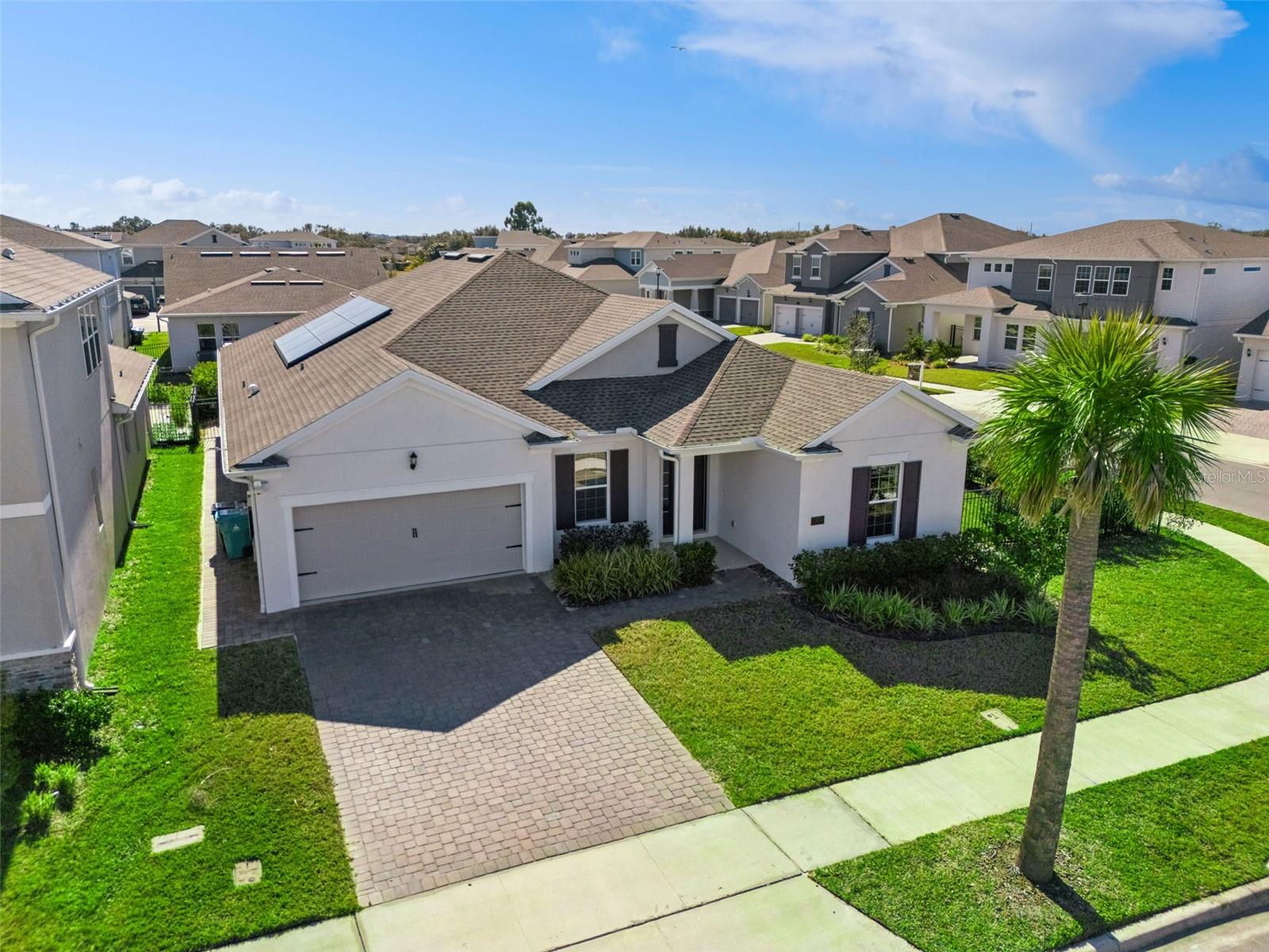 Image 35 of 37 For 19058 Planetree Street