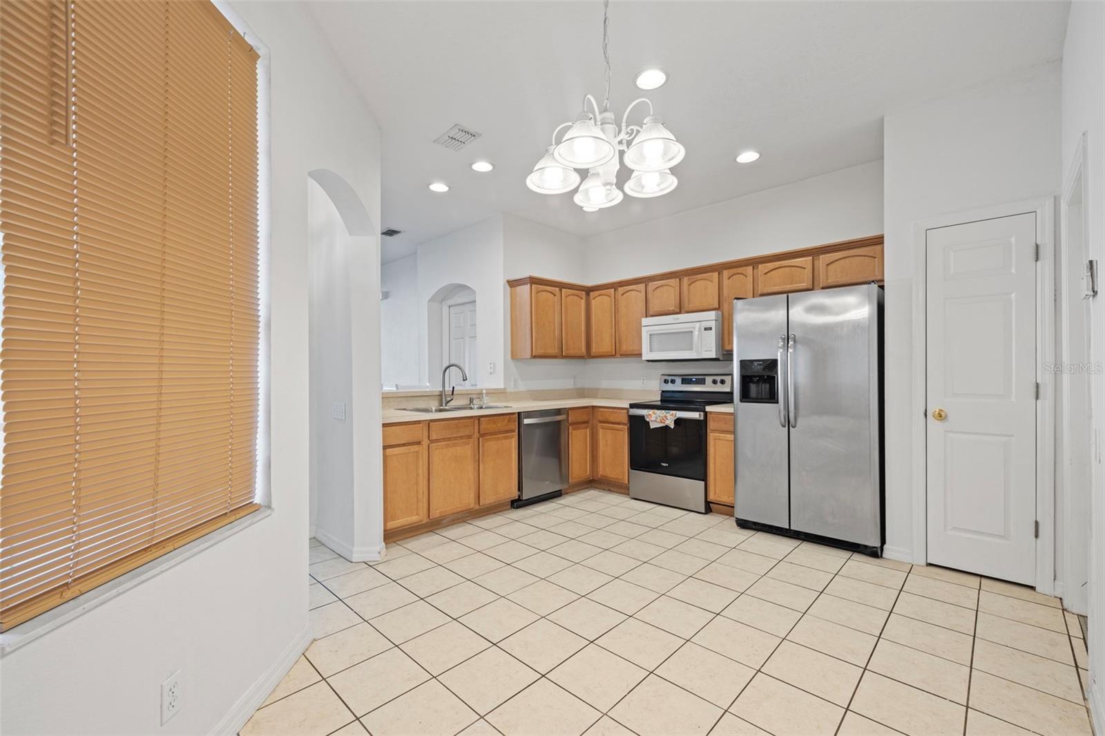 Image 14 of 37 For 4121 Key Thatch Drive