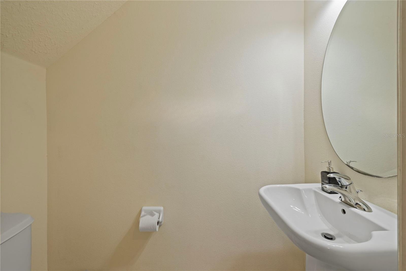 Image 17 of 37 For 4121 Key Thatch Drive