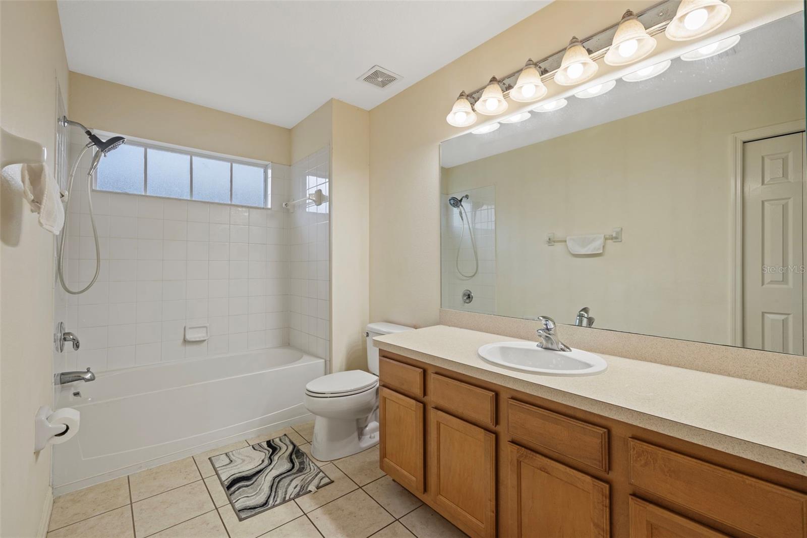 Image 31 of 37 For 4121 Key Thatch Drive