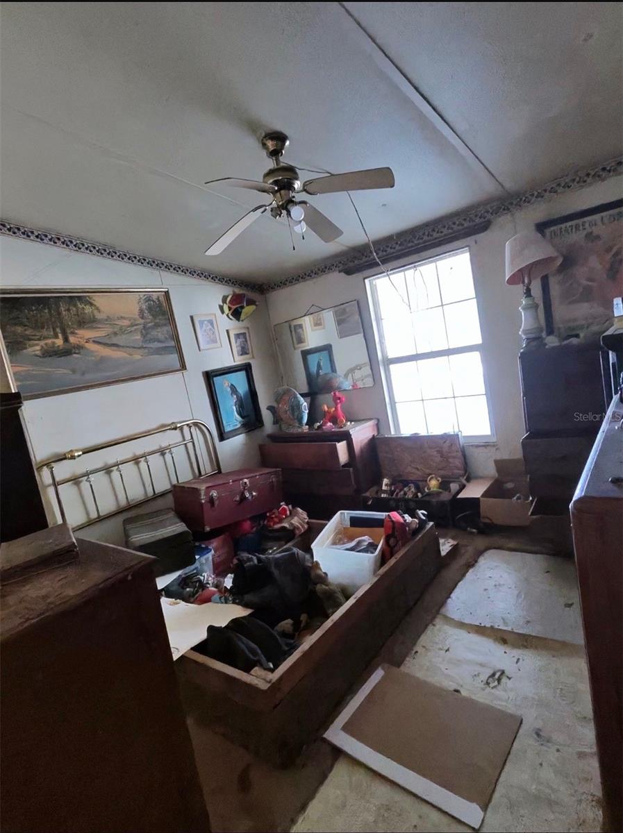 Image 11 of 12 For 31 190th Avenue