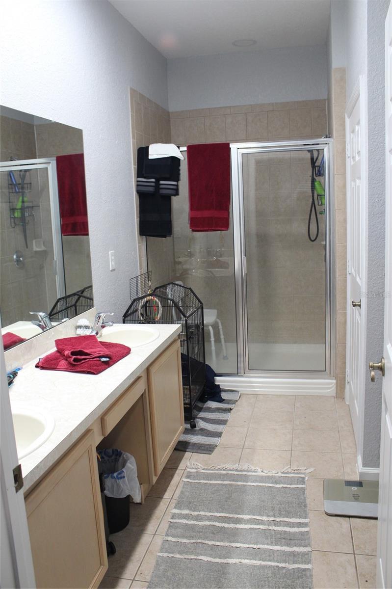 Image 23 of 39 For 3051 Greystone Loop 106