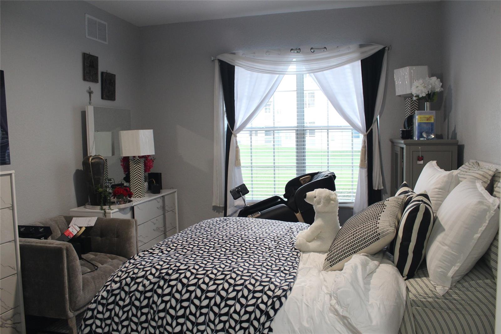 Image 24 of 39 For 3051 Greystone Loop 106