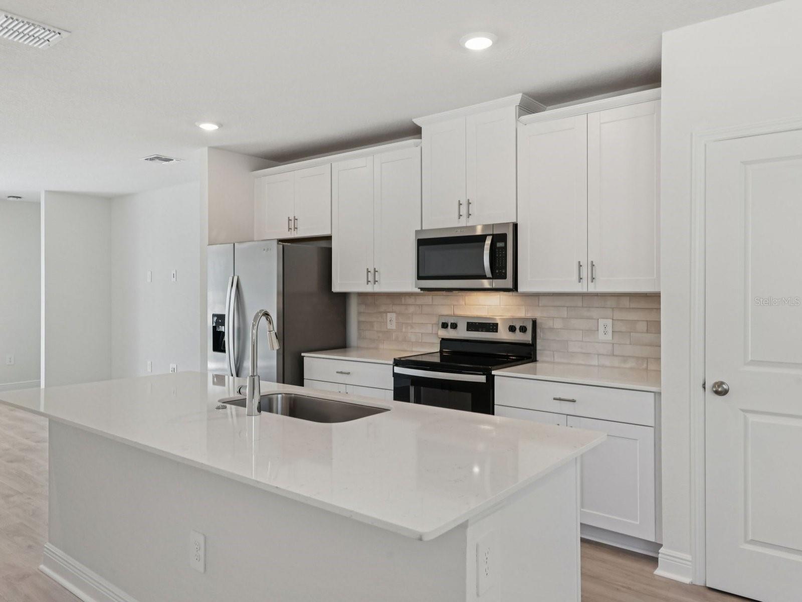 Image 2 of 11 For 831 Sunshower Drive