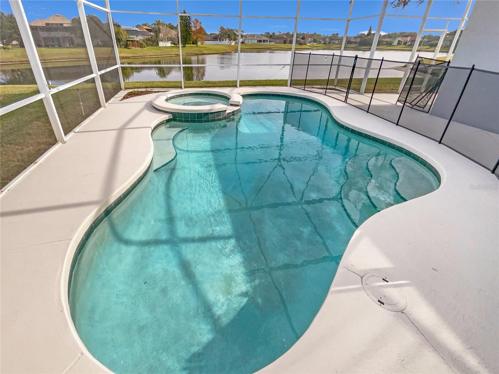 Image 11 of 37 For 725 Forestgreen Court