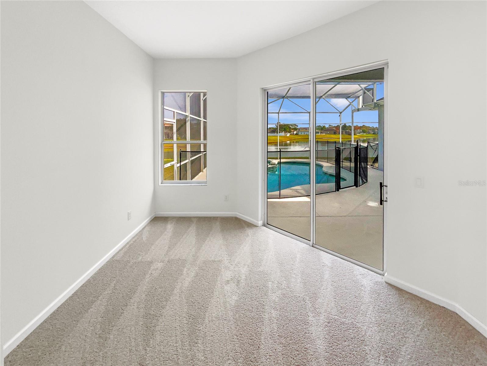 Image 18 of 37 For 725 Forestgreen Court