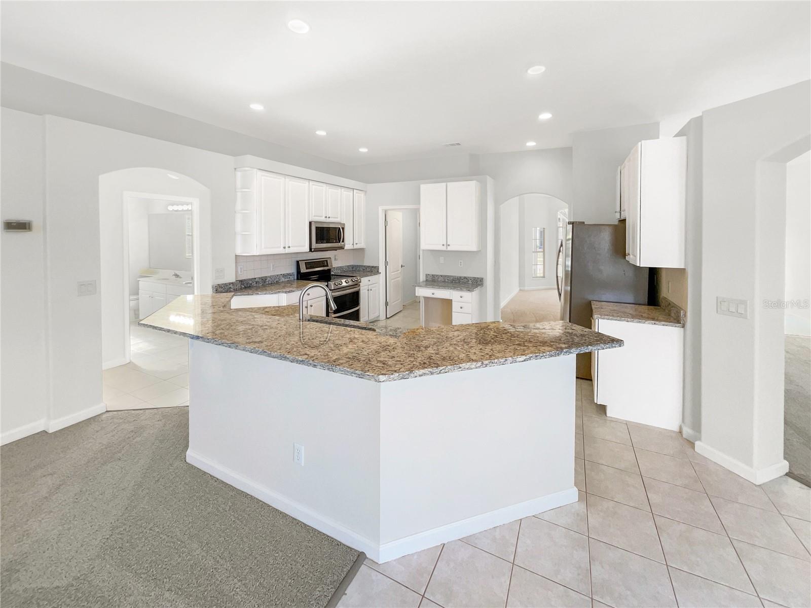 Image 2 of 37 For 725 Forestgreen Court