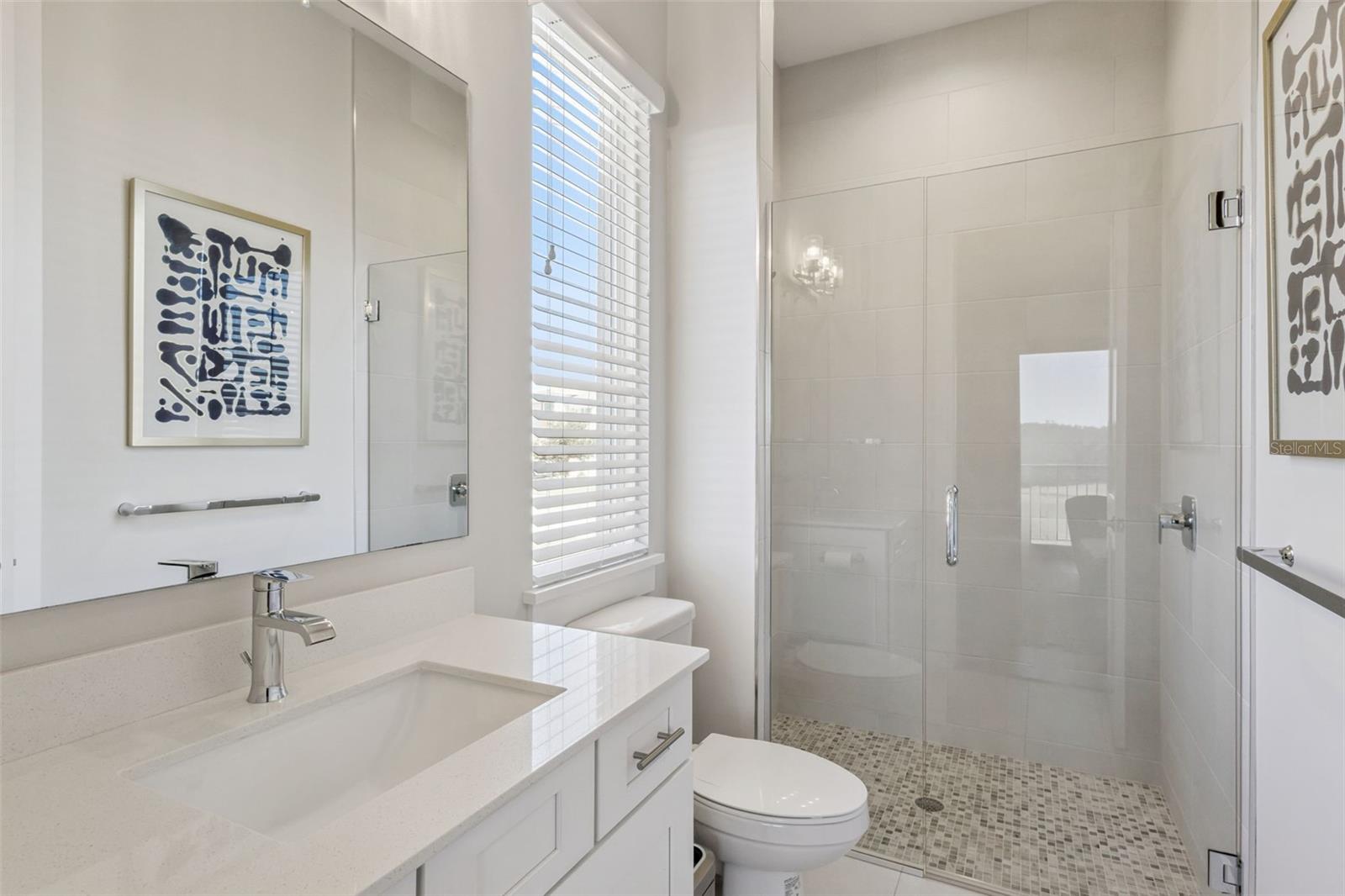 Image 22 of 50 For 16030 Vetta Drive