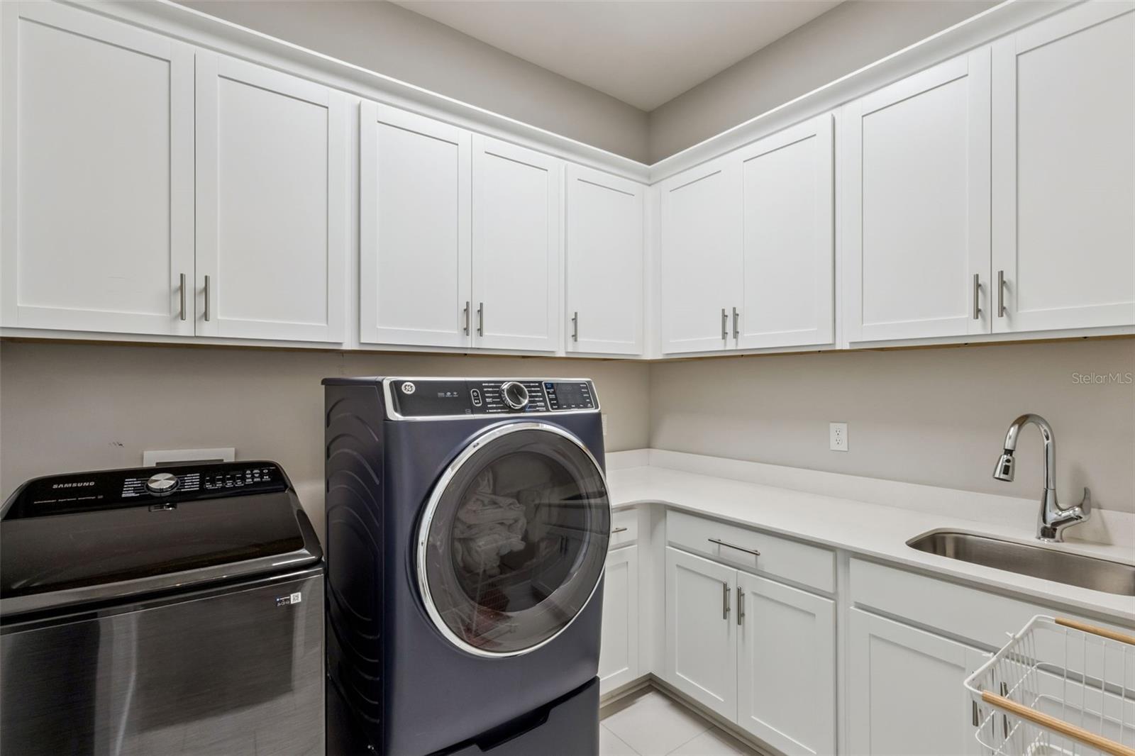 Image 28 of 50 For 16030 Vetta Drive