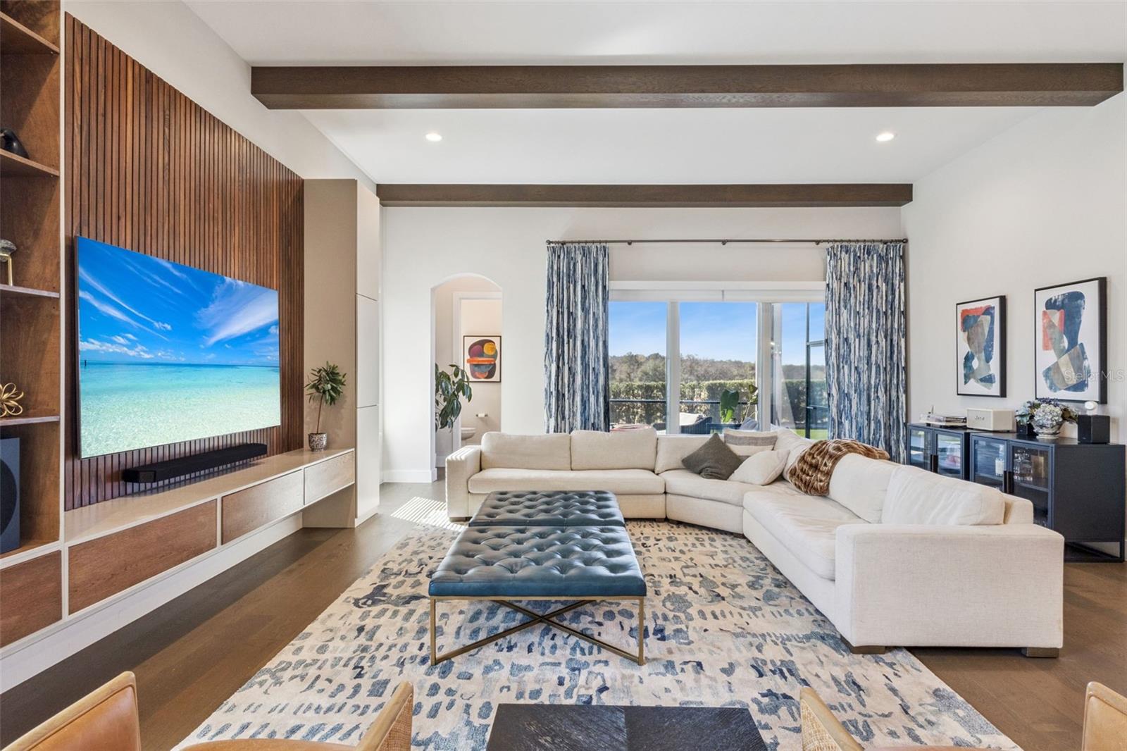 Image 5 of 50 For 16030 Vetta Drive