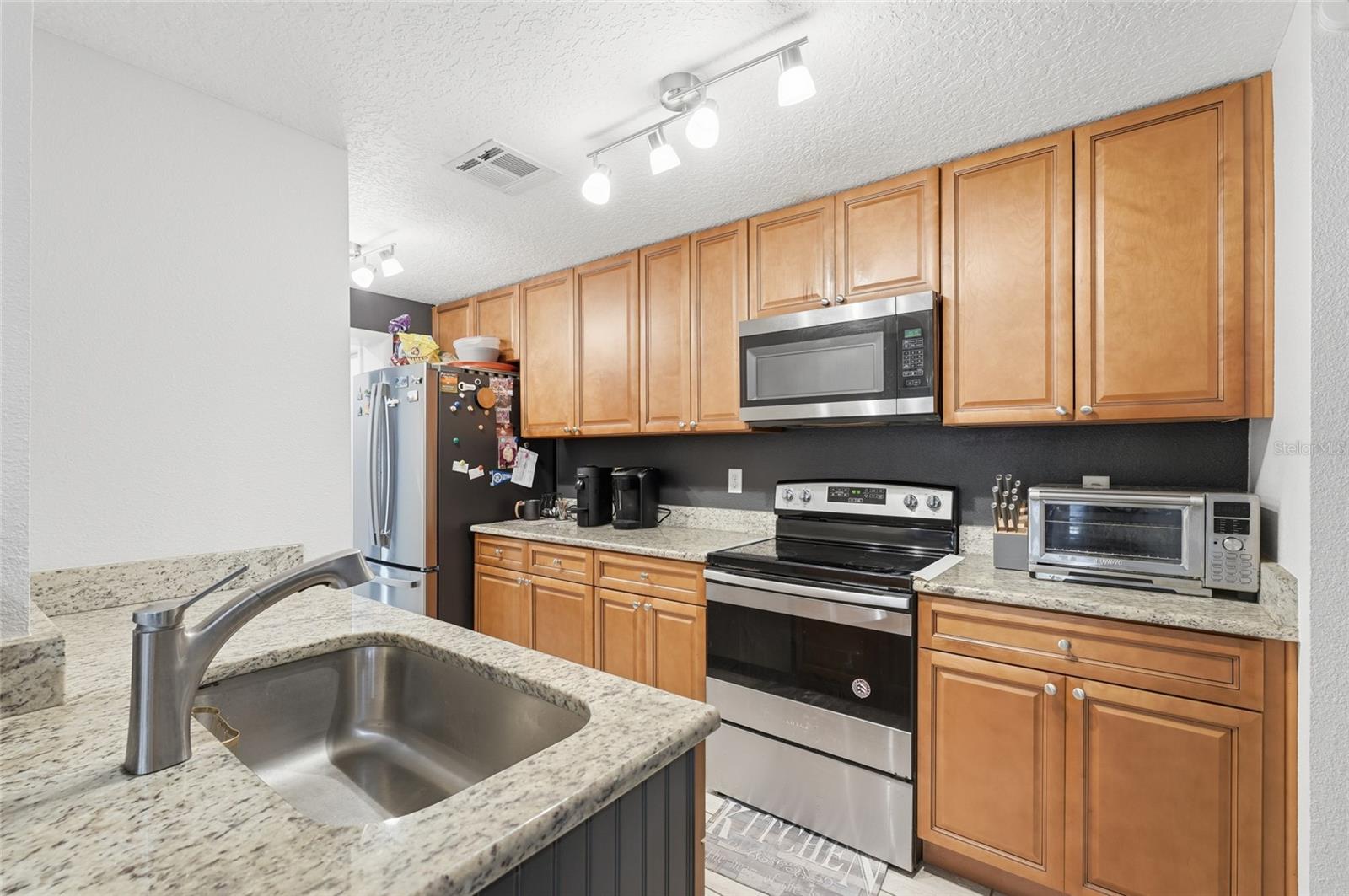 Image 7 of 27 For 2455 Kimberly Drive