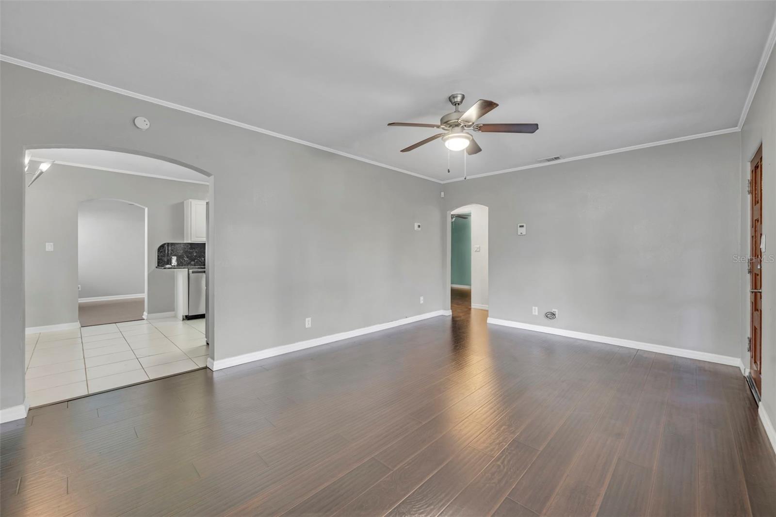 Image 8 of 31 For 1811 Park Lake Street