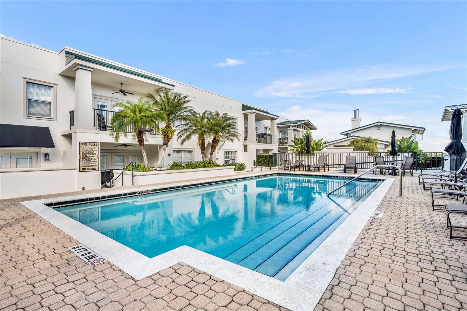 Image 30 of 32 For 2305 Edgewater Drive 1408