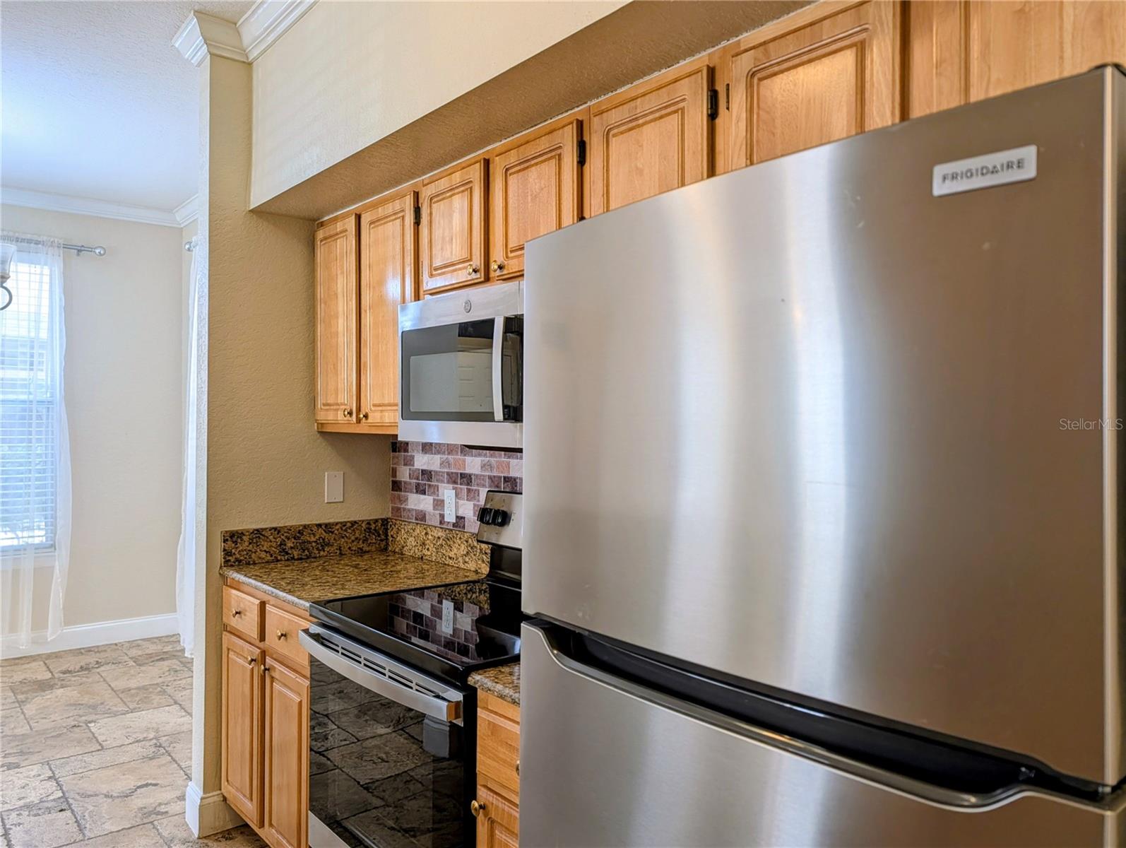 Image 15 of 47 For 6017 Westgate Drive 911