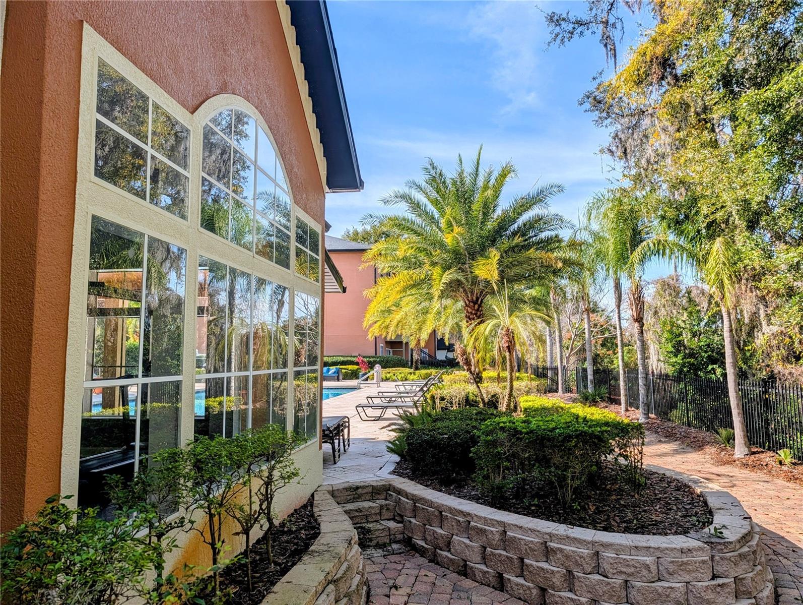 Image 46 of 47 For 6017 Westgate Drive 911