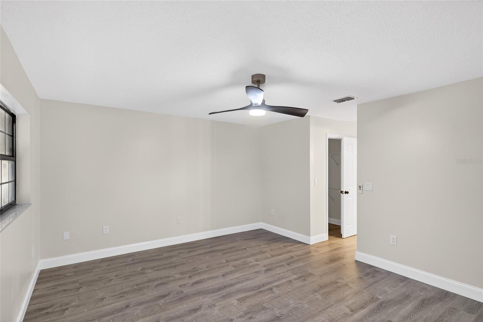 Image 14 of 47 For 303 Fountain Street