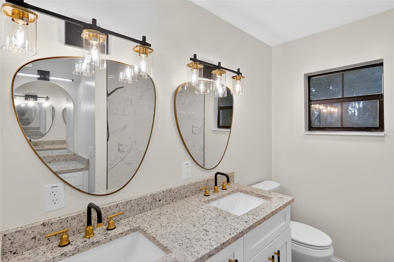 Image 16 of 47 For 303 Fountain Street