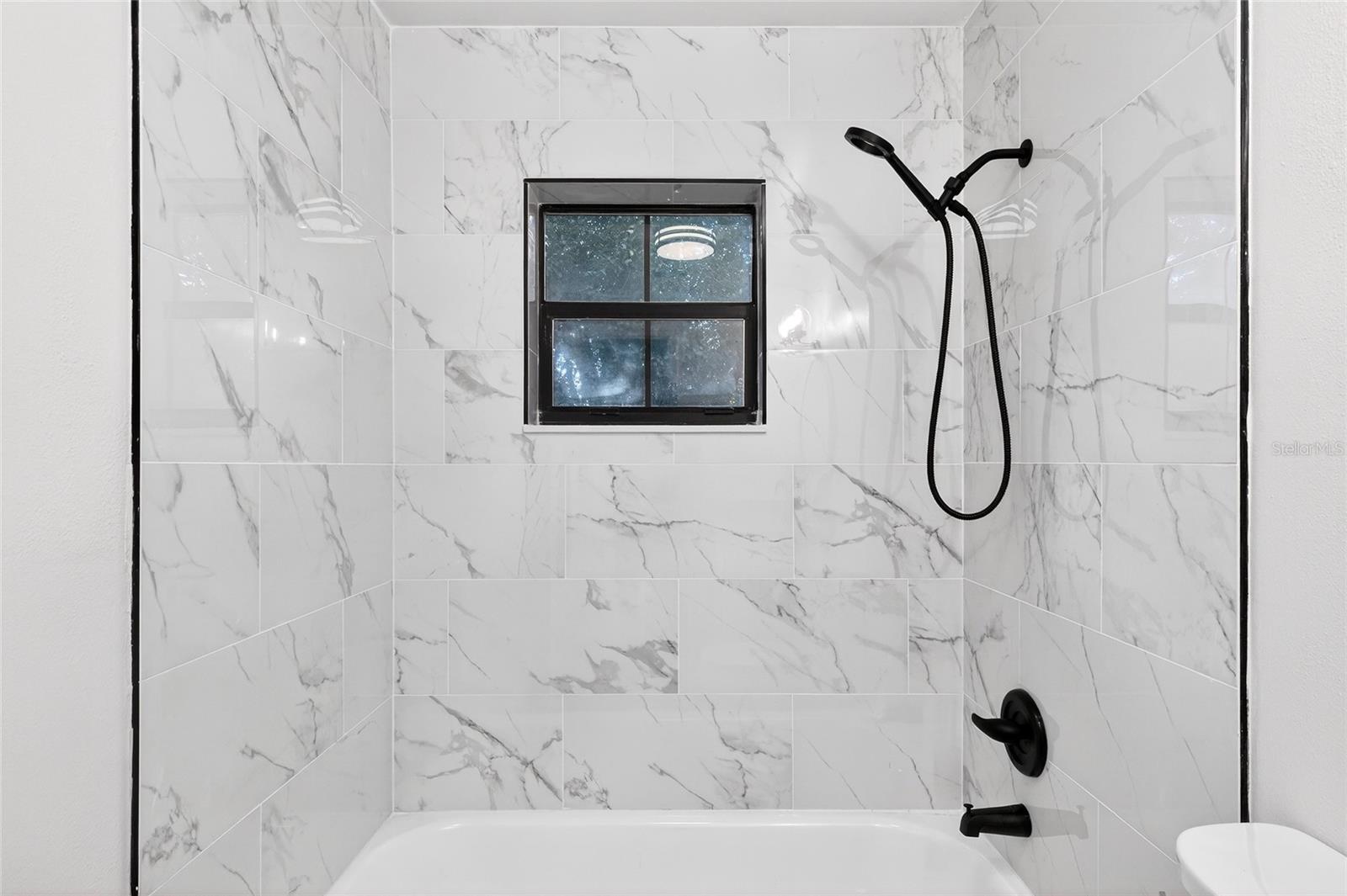 Image 22 of 47 For 303 Fountain Street