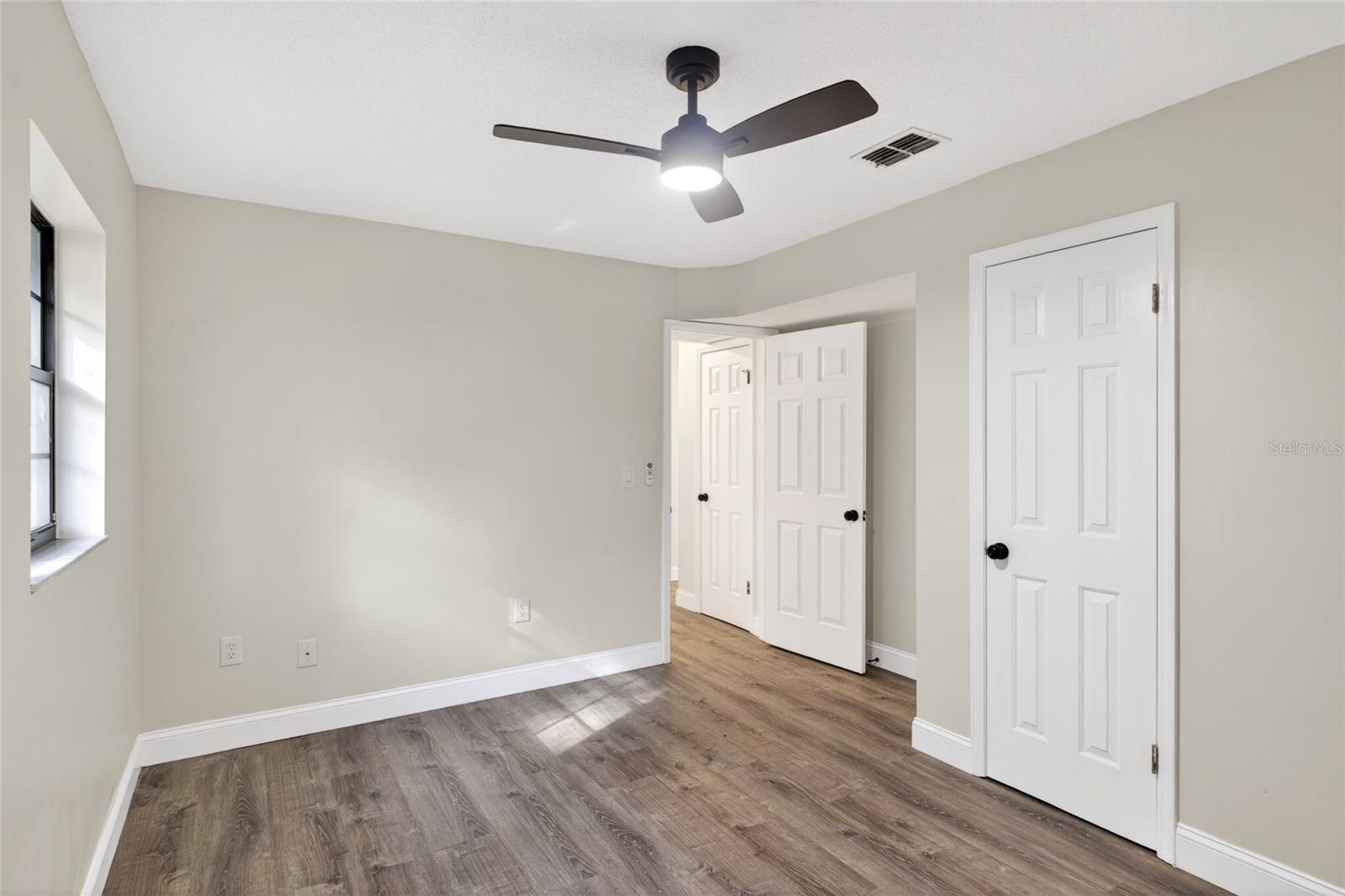 Image 26 of 47 For 303 Fountain Street