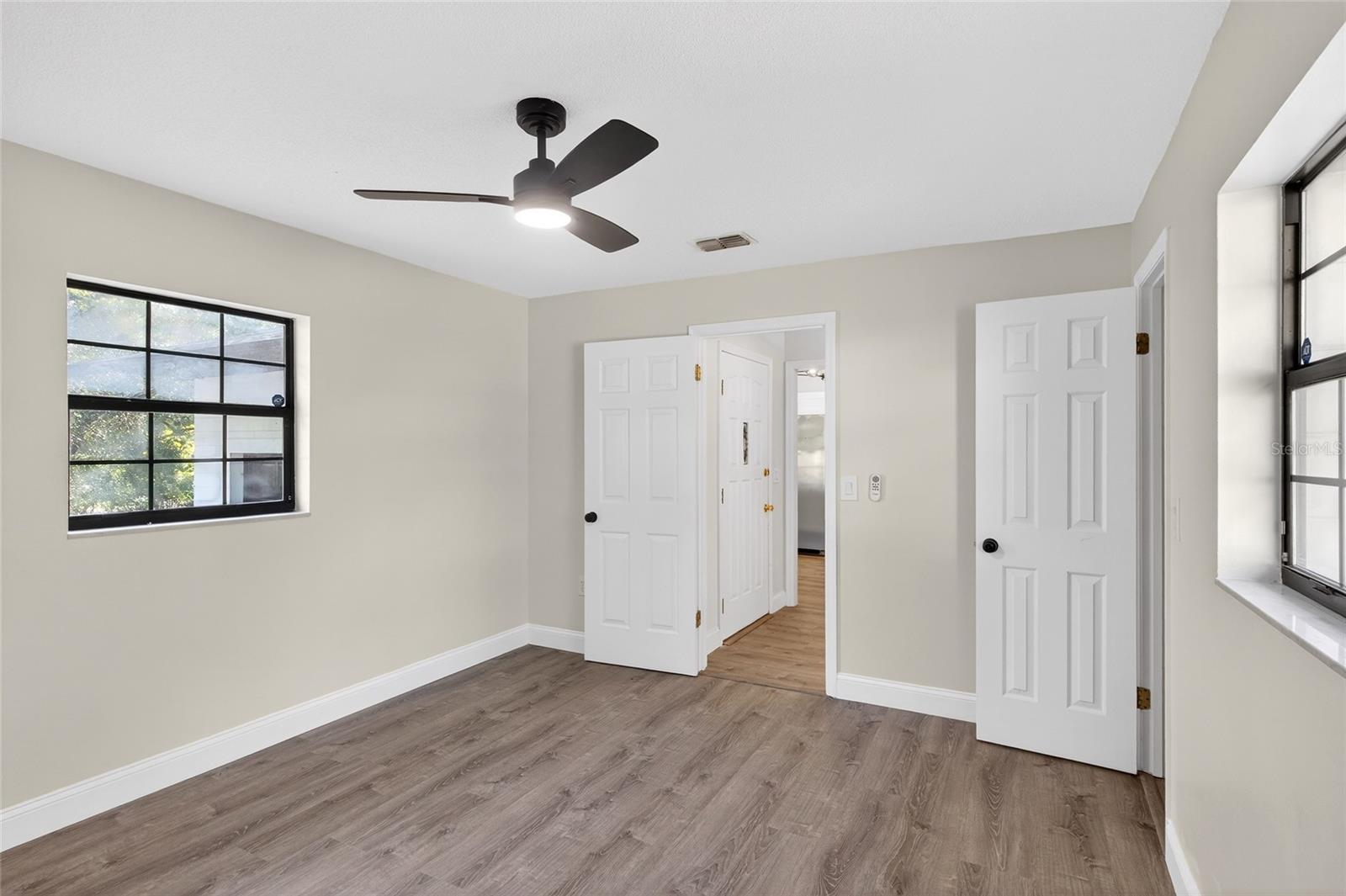 Image 28 of 47 For 303 Fountain Street