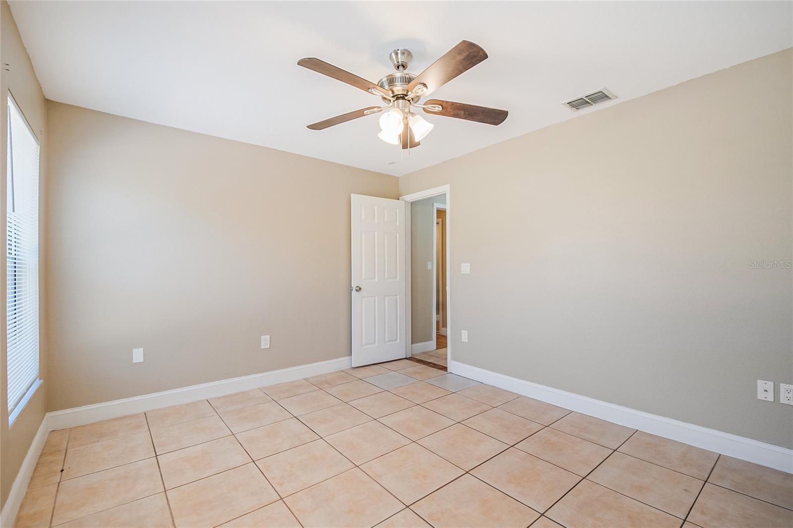 Image 13 of 43 For 1503 Lund Avenue