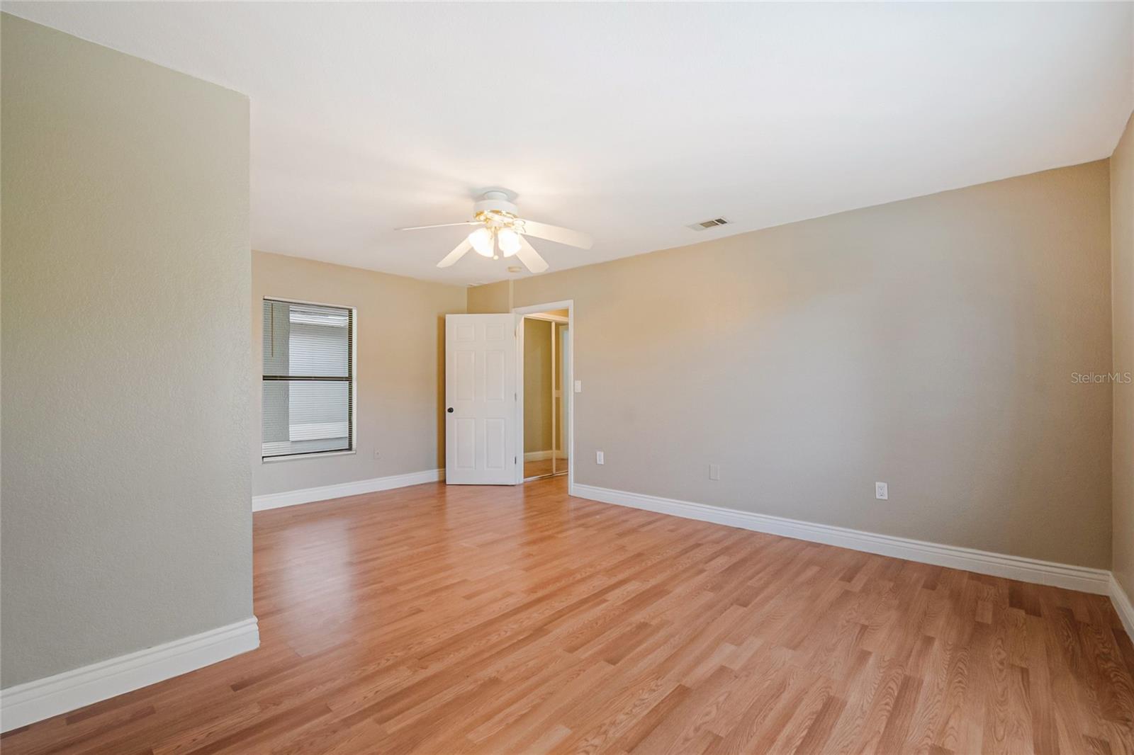 Image 29 of 43 For 1503 Lund Avenue