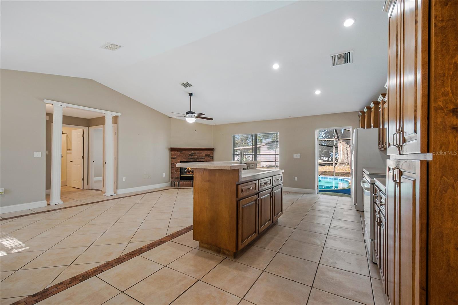 Image 6 of 43 For 1503 Lund Avenue