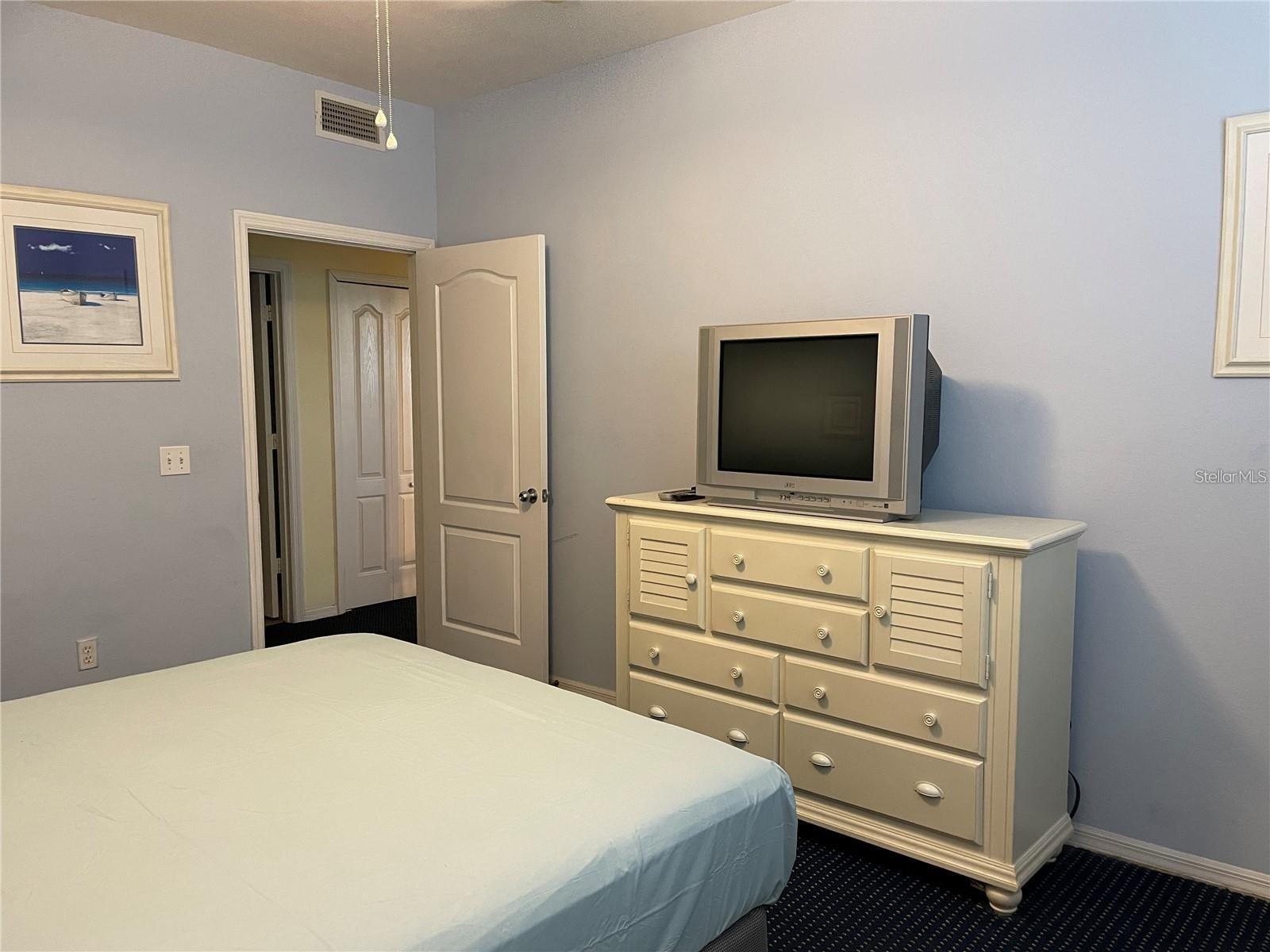 Image 14 of 33 For 3007 Bonfire Beach Drive 101