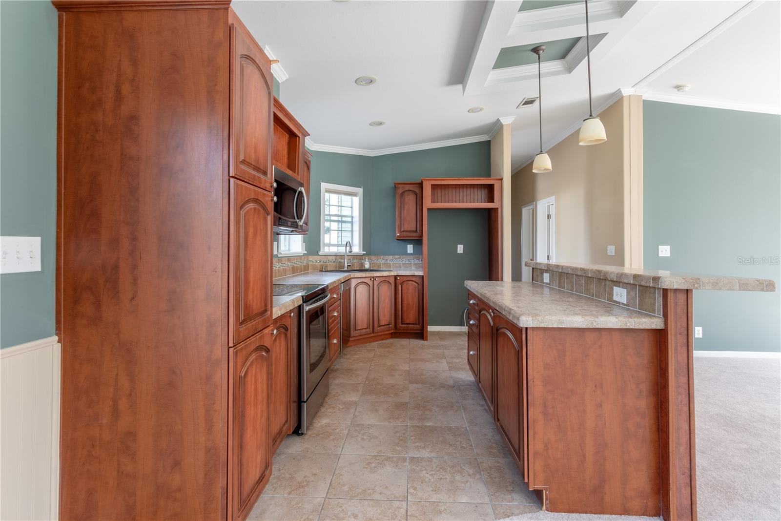 Image 8 of 29 For 17510 Rain Tree Court