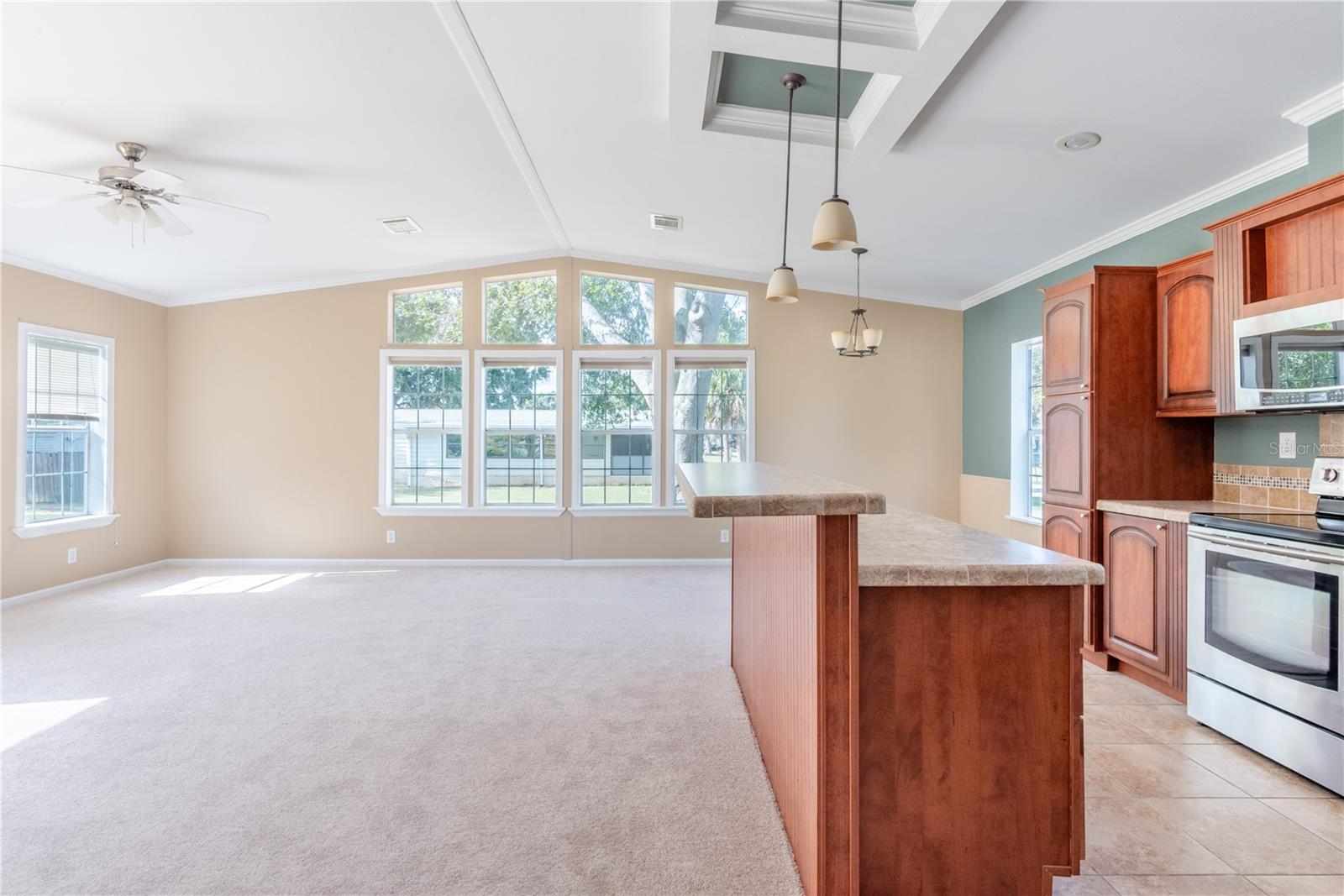 Image 9 of 29 For 17510 Rain Tree Court